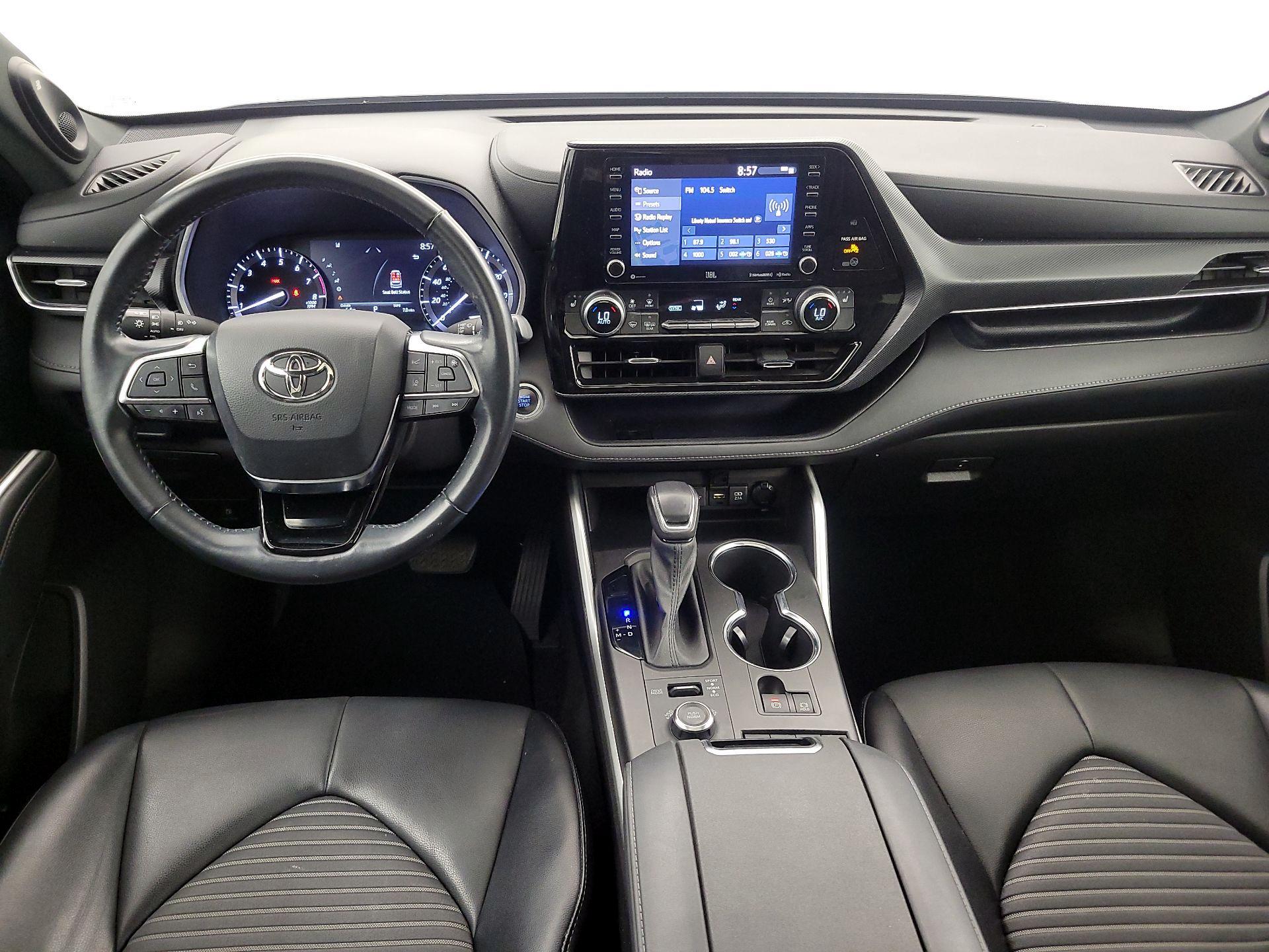 Thumbnail: 2021 Toyota Highlander - 9