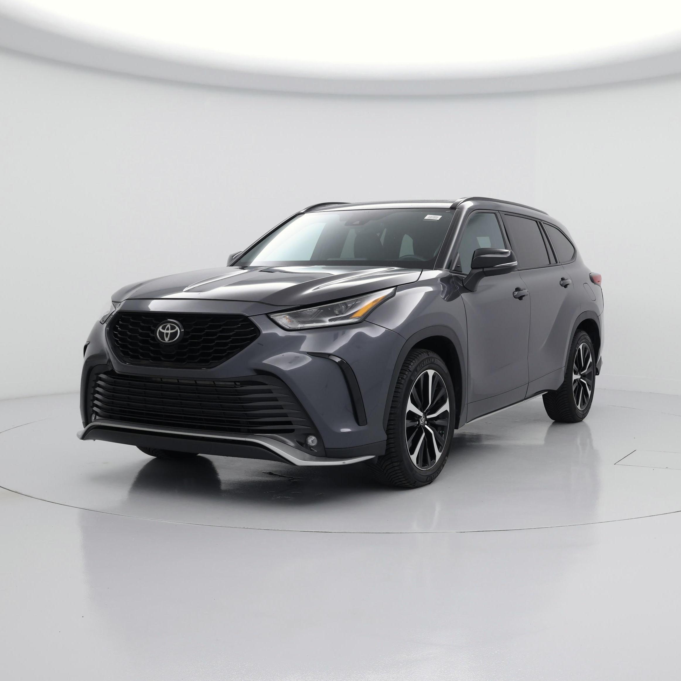 Thumbnail: 2021 Toyota Highlander - 4