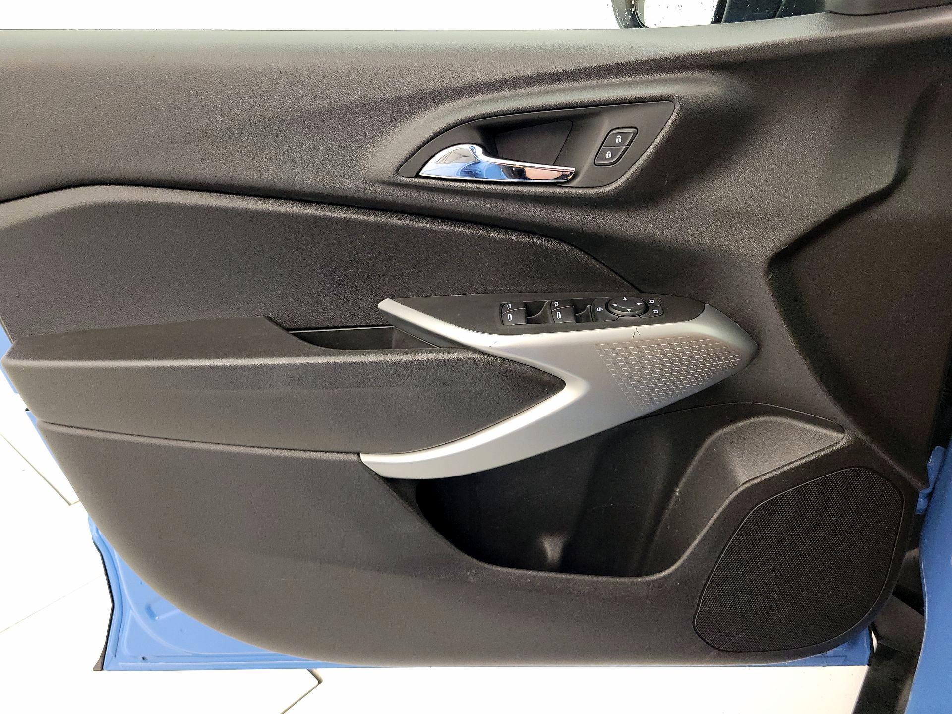 Thumbnail: 2024 Chevrolet Trax - 12