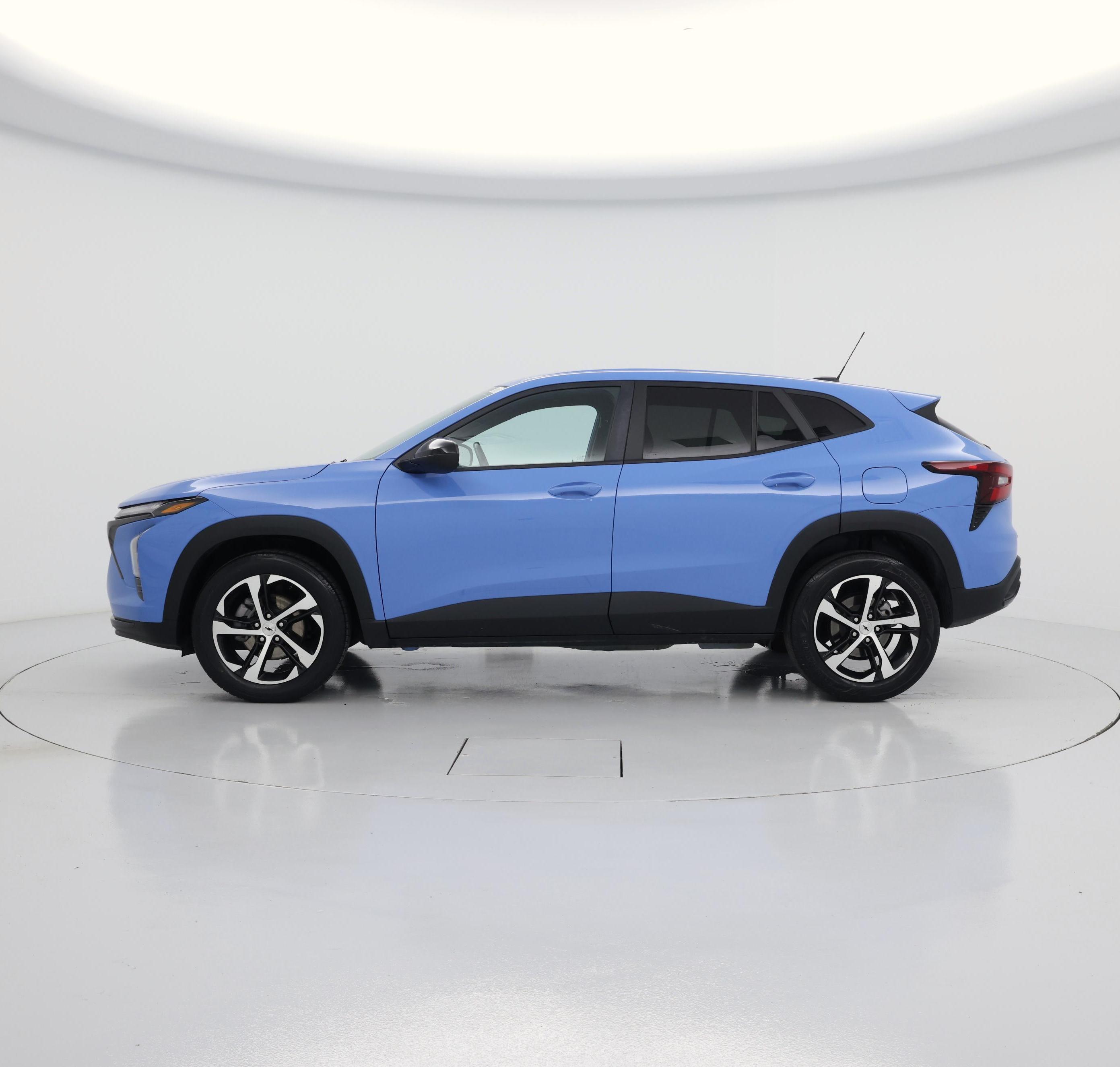 Thumbnail: 2024 Chevrolet Trax - 3