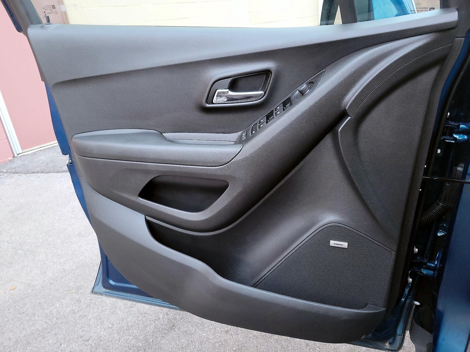 2020 Chevrolet Trax LT - Photo 11