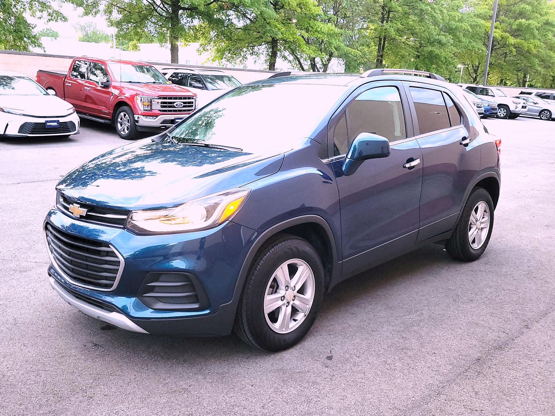 Thumbnail: 2020 Chevrolet Trax - 3