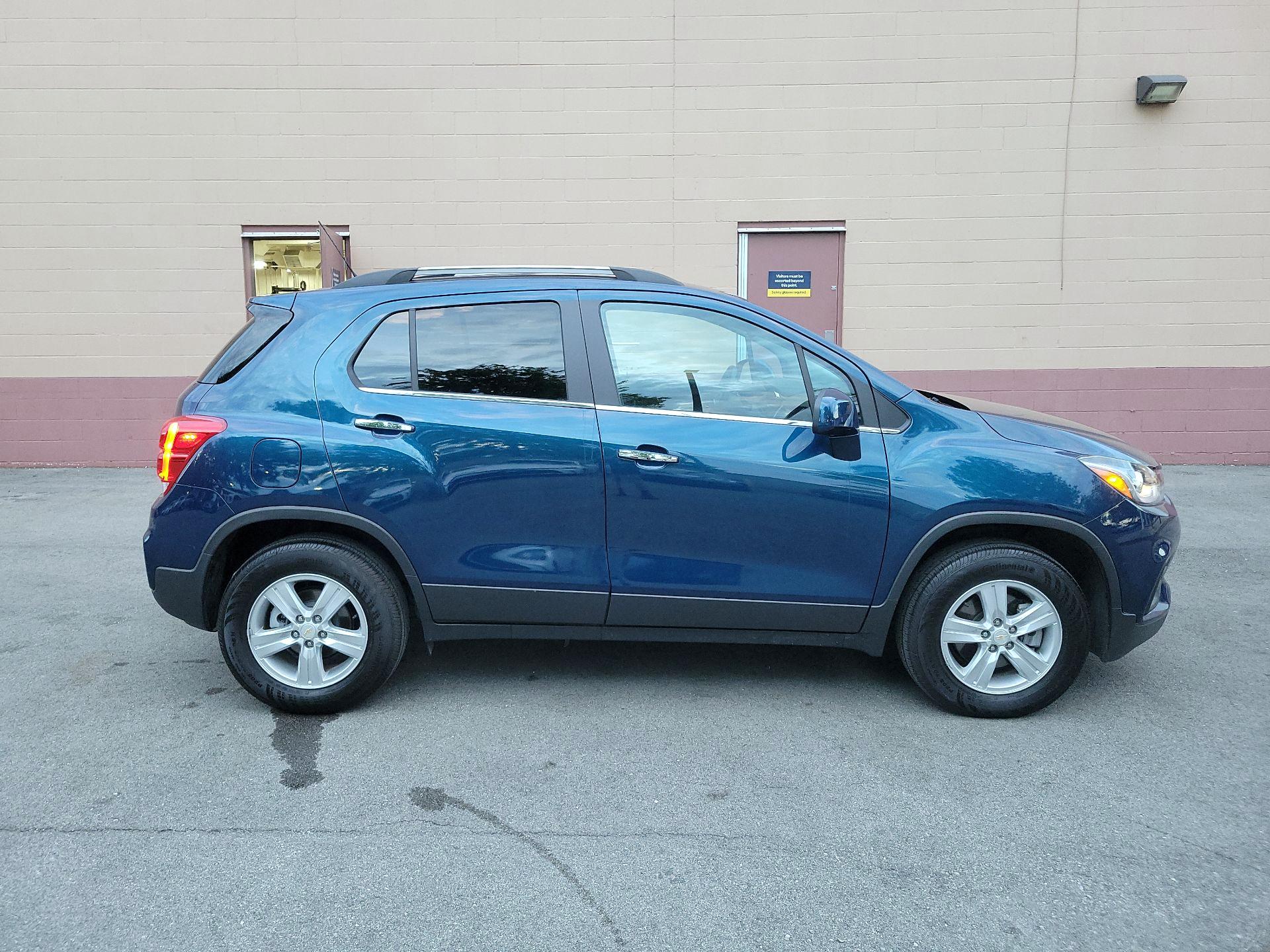 Thumbnail: 2020 Chevrolet Trax - 4