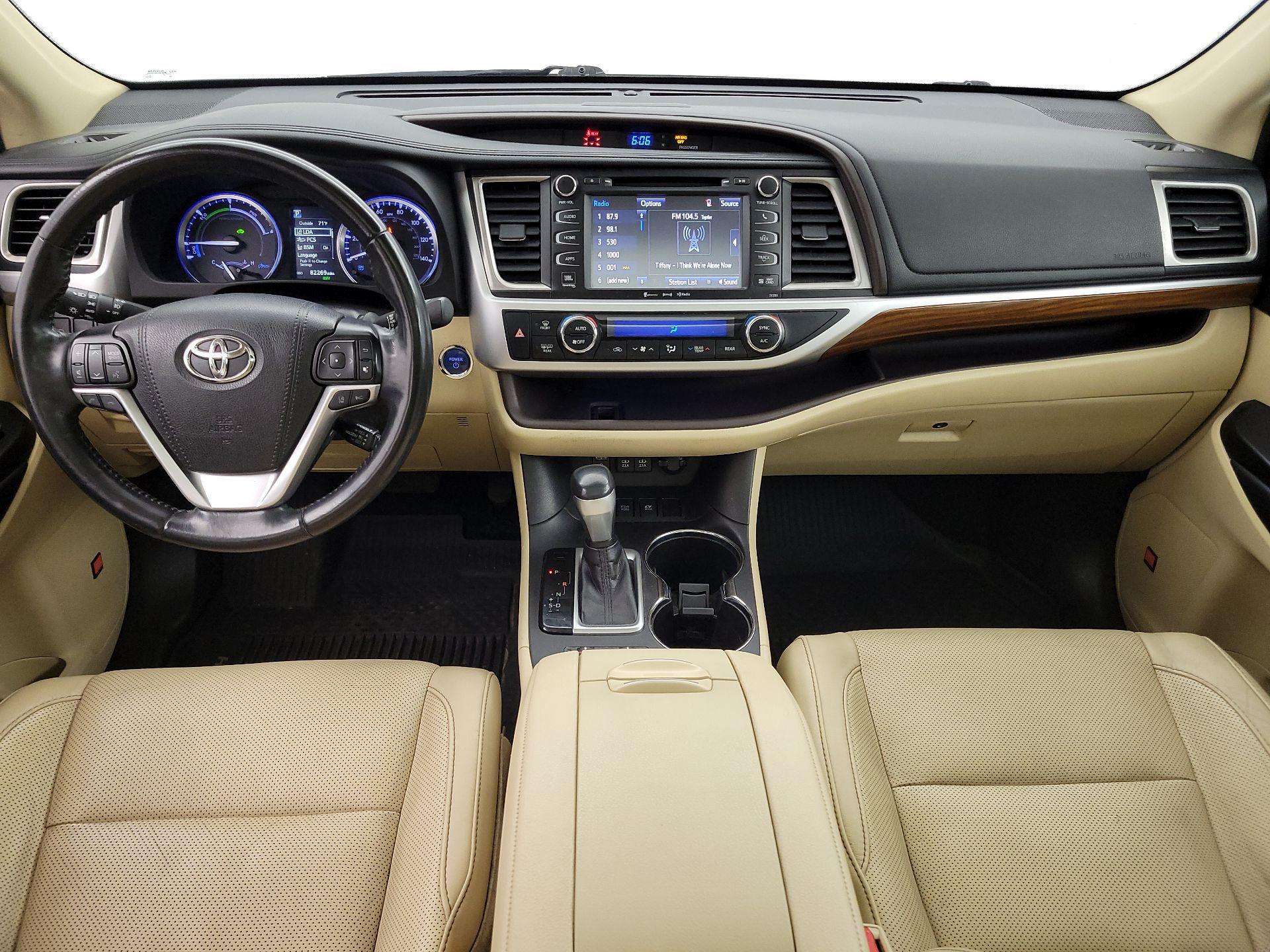 Thumbnail: 2019 Toyota Highlander - 9