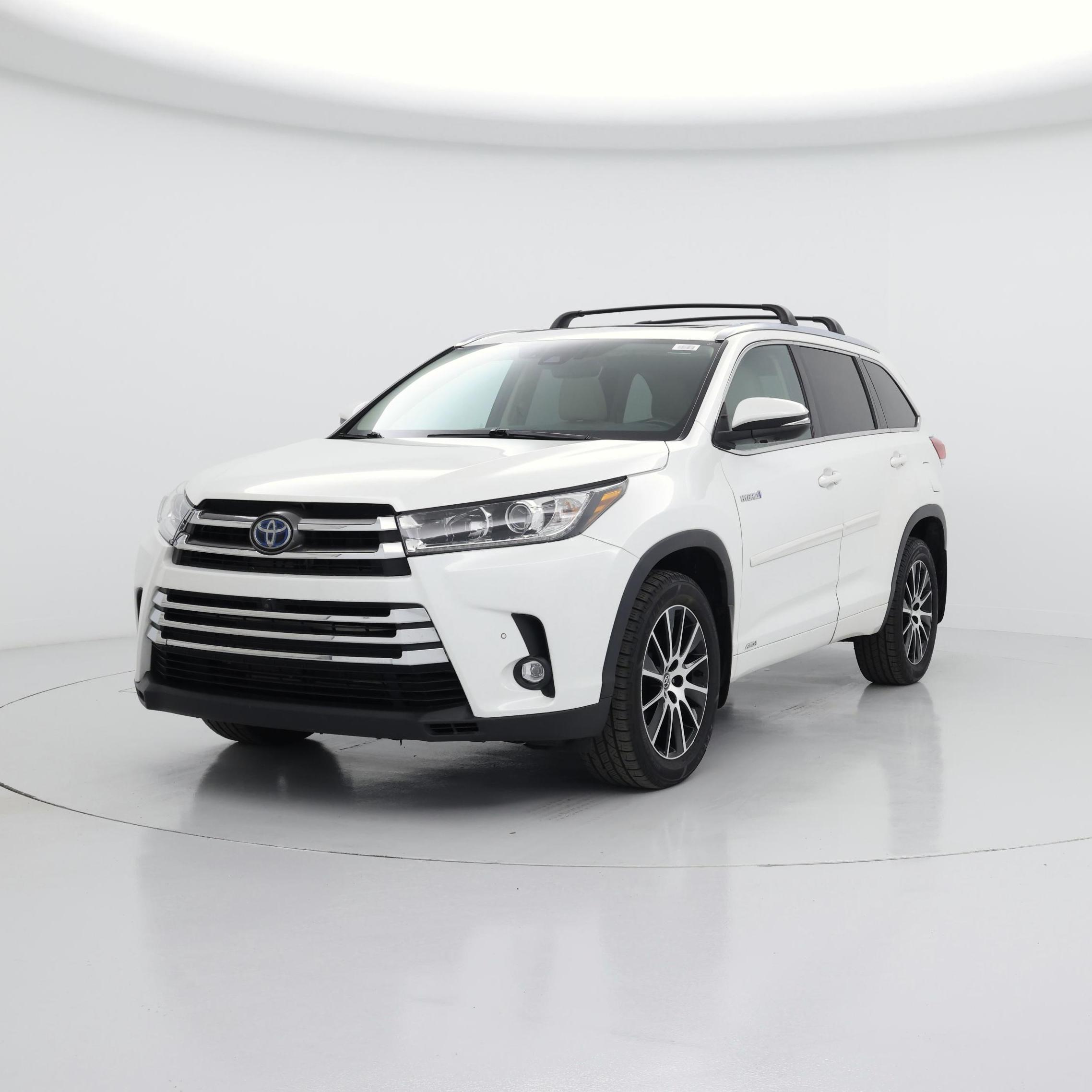 Thumbnail: 2019 Toyota Highlander - 4
