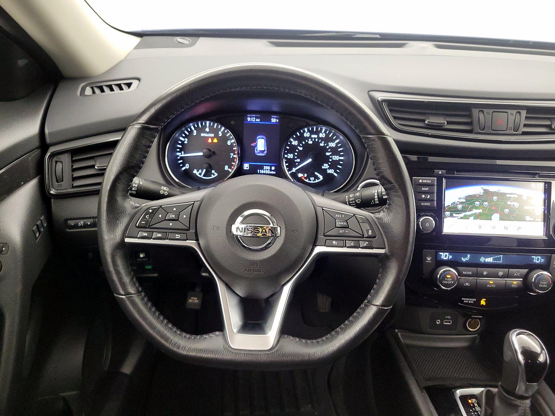 Thumbnail: 2018 Nissan Rogue - 10