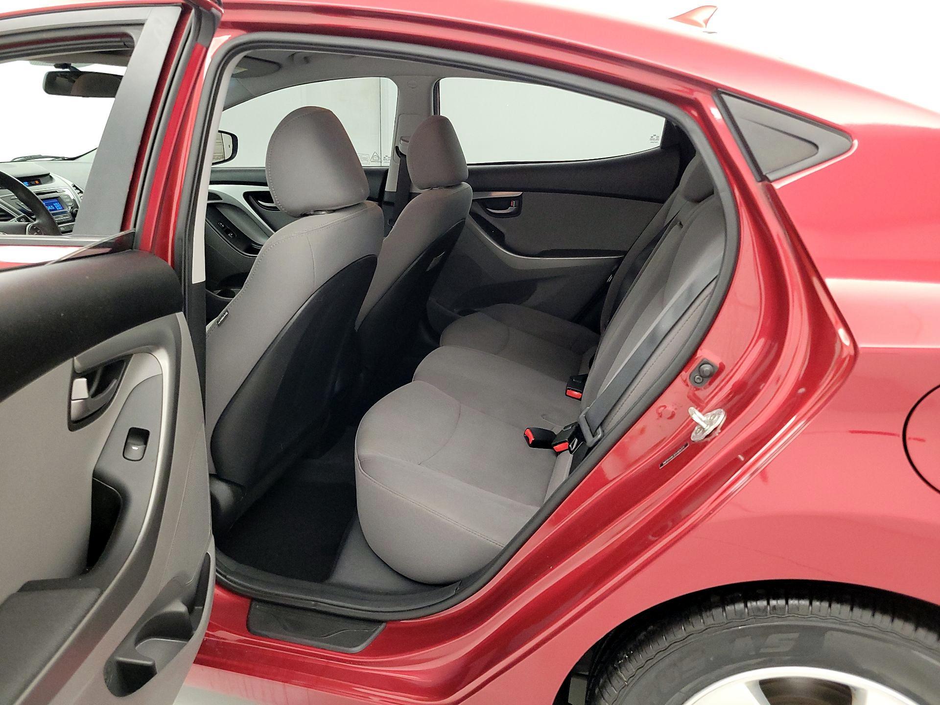 Thumbnail: 2014 Hyundai Elantra - 18