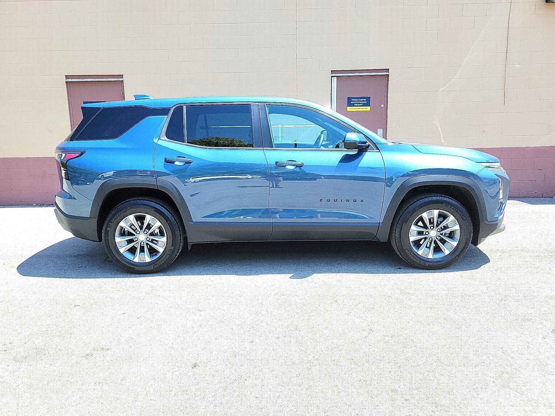 Thumbnail: 2026 Chevrolet Equinox - 4