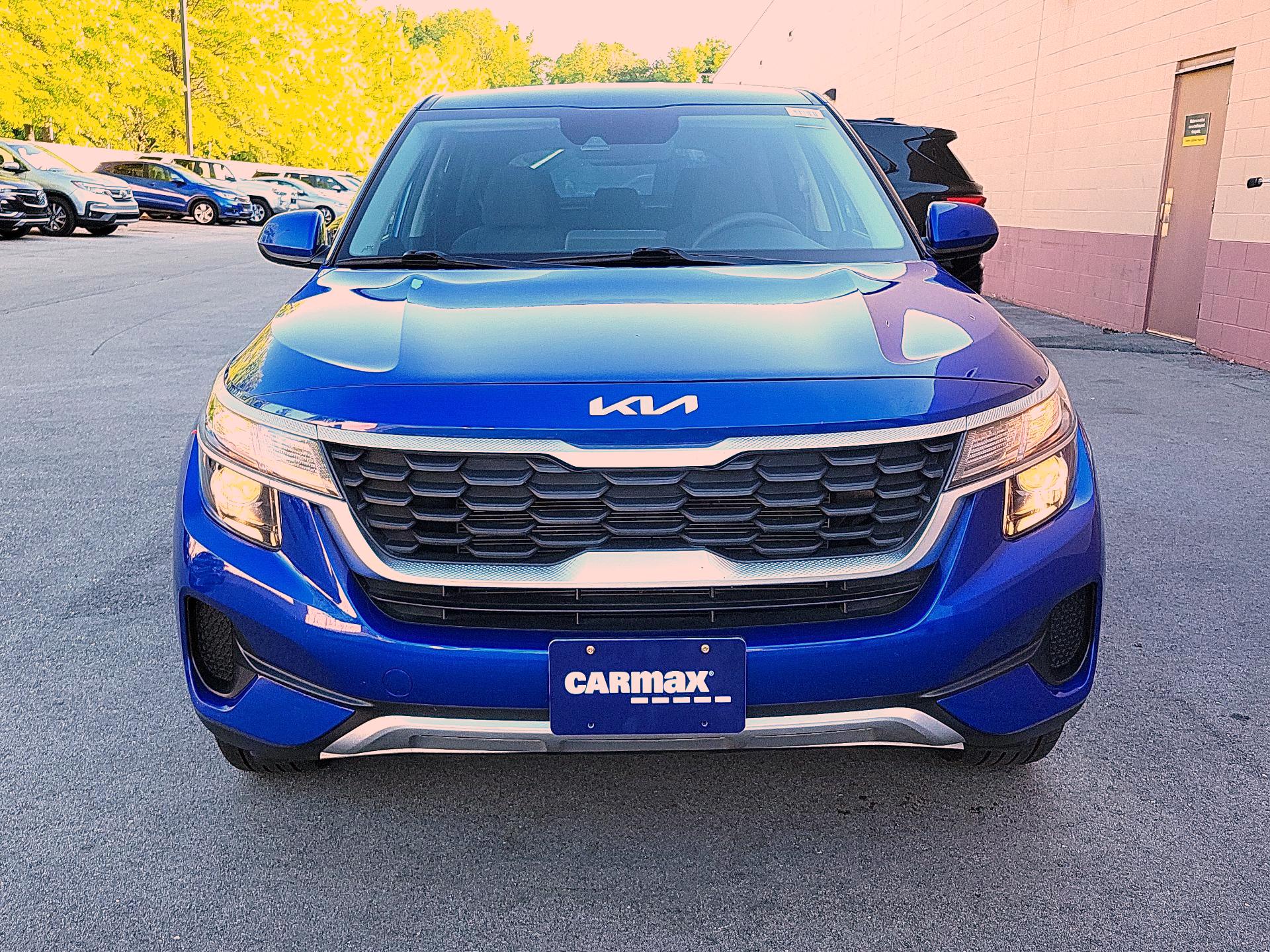 Thumbnail: 2022 Kia Seltos - 2