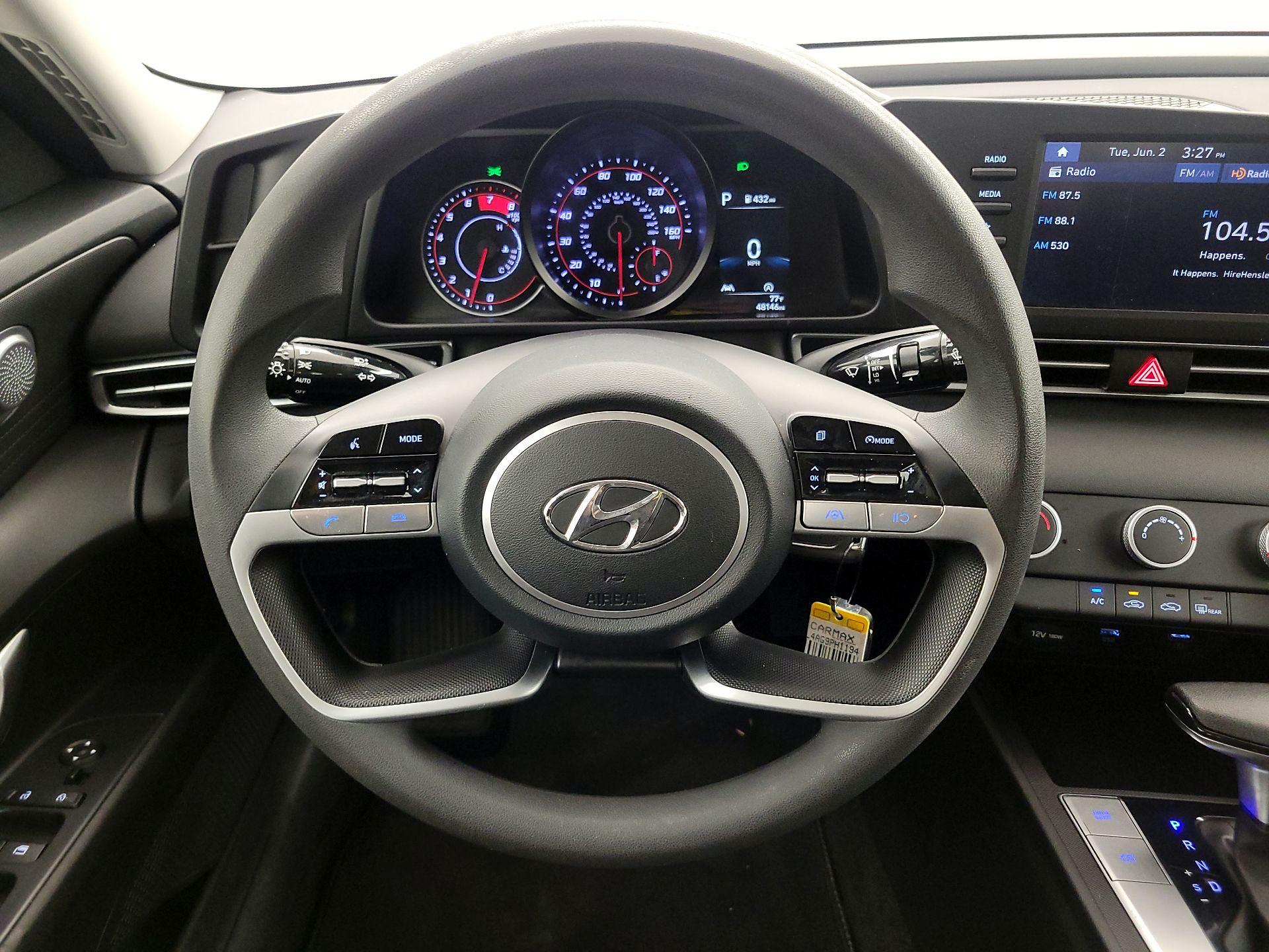 Thumbnail: 2023 Hyundai Elantra - 10