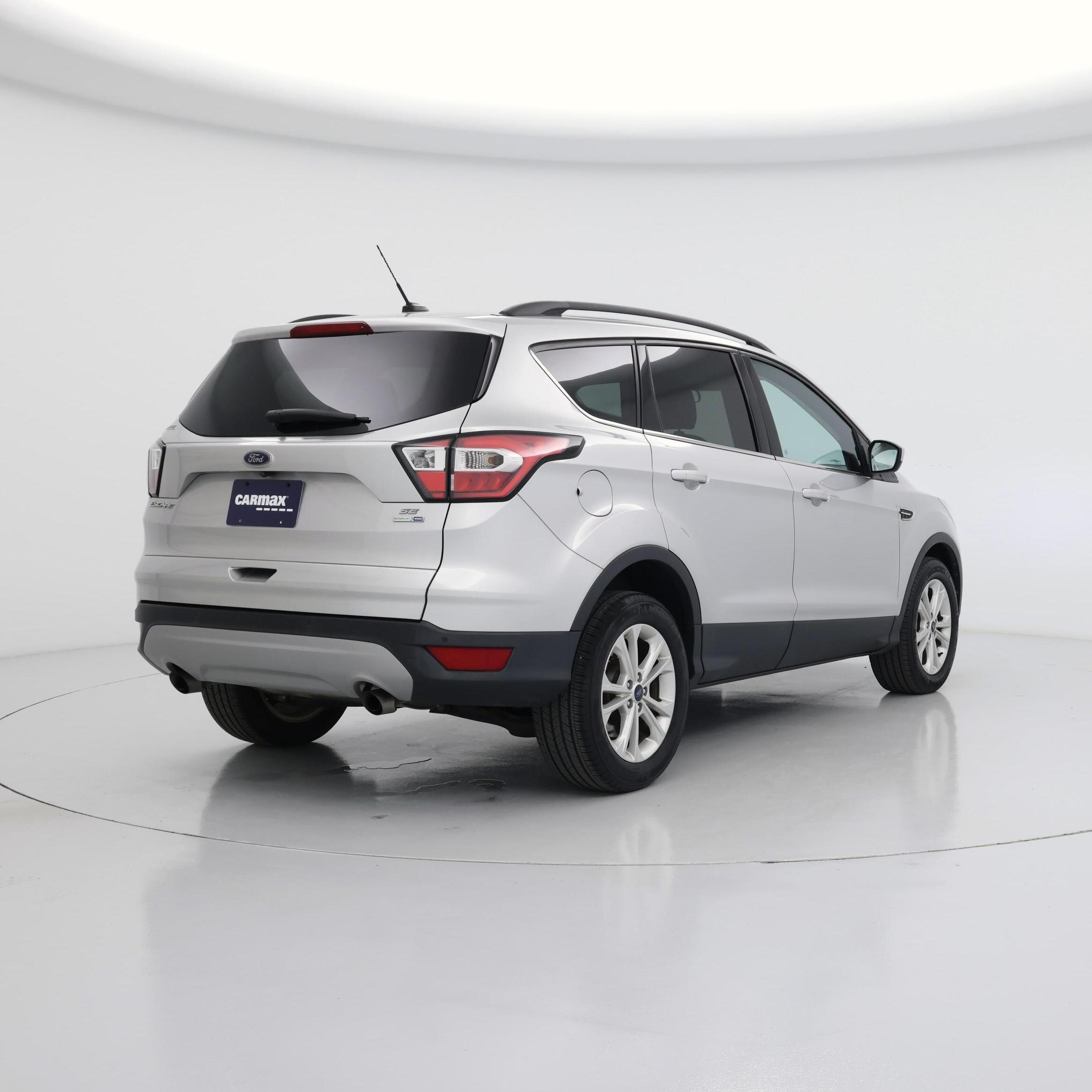 Thumbnail: 2017 Ford Escape - 8