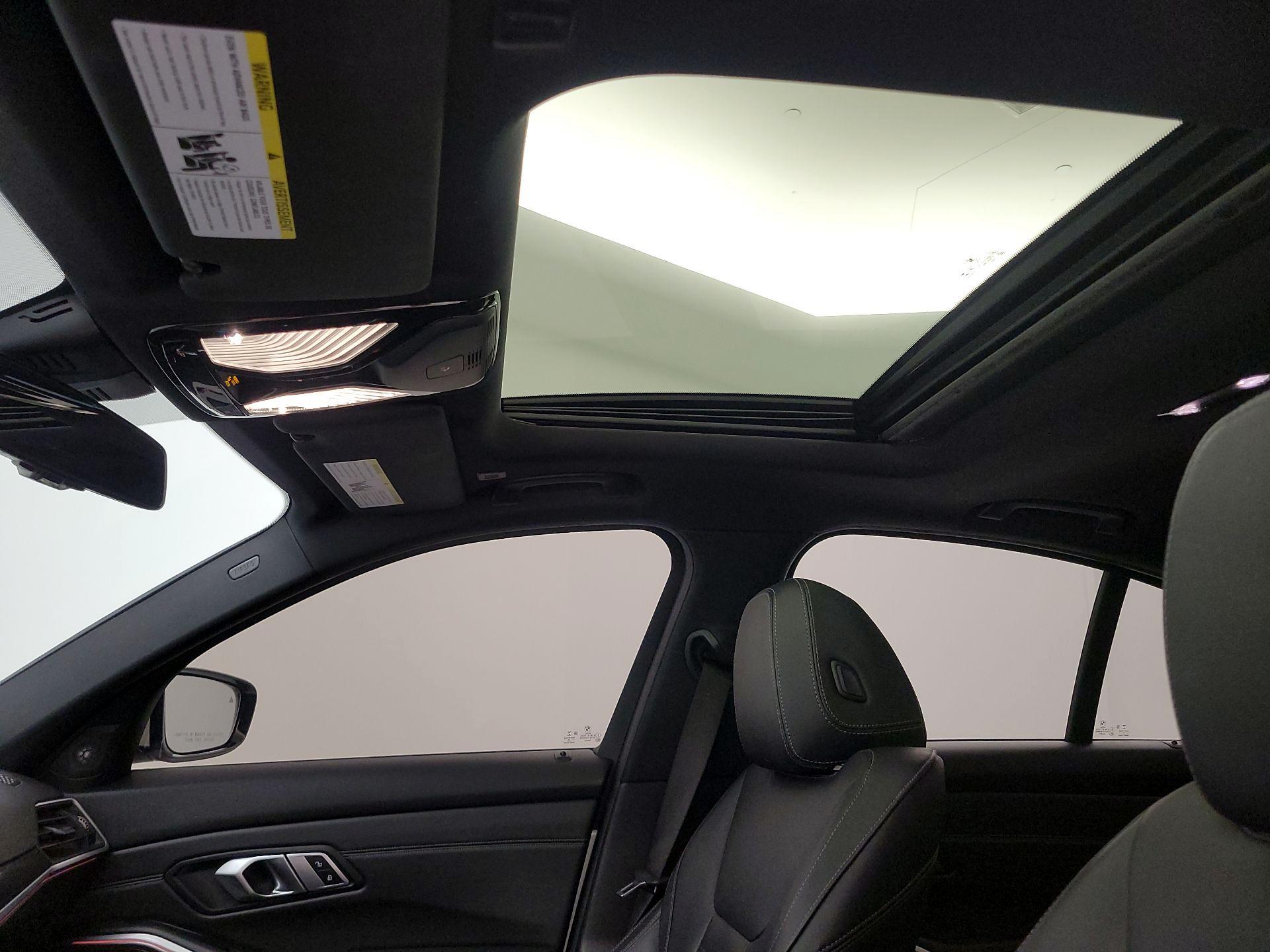 Thumbnail: 2019 BMW 3 Series - 20