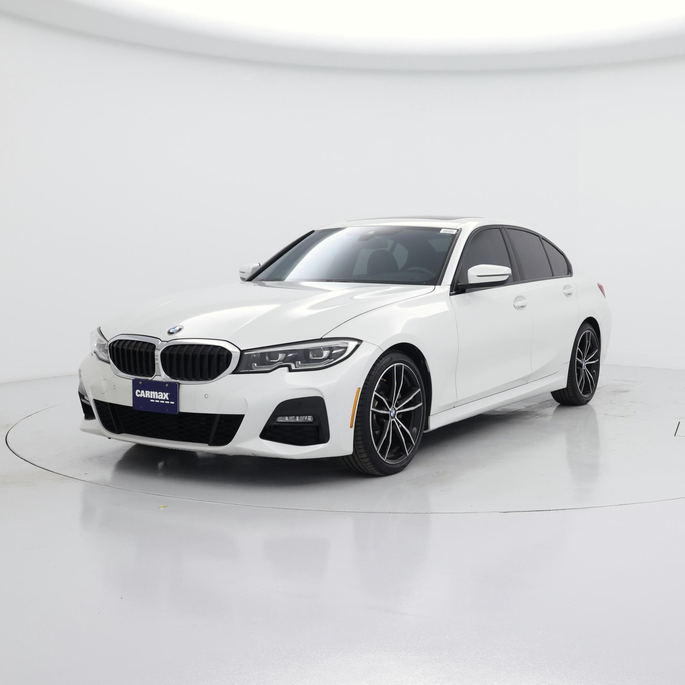 Thumbnail: 2019 BMW 3 Series - 4