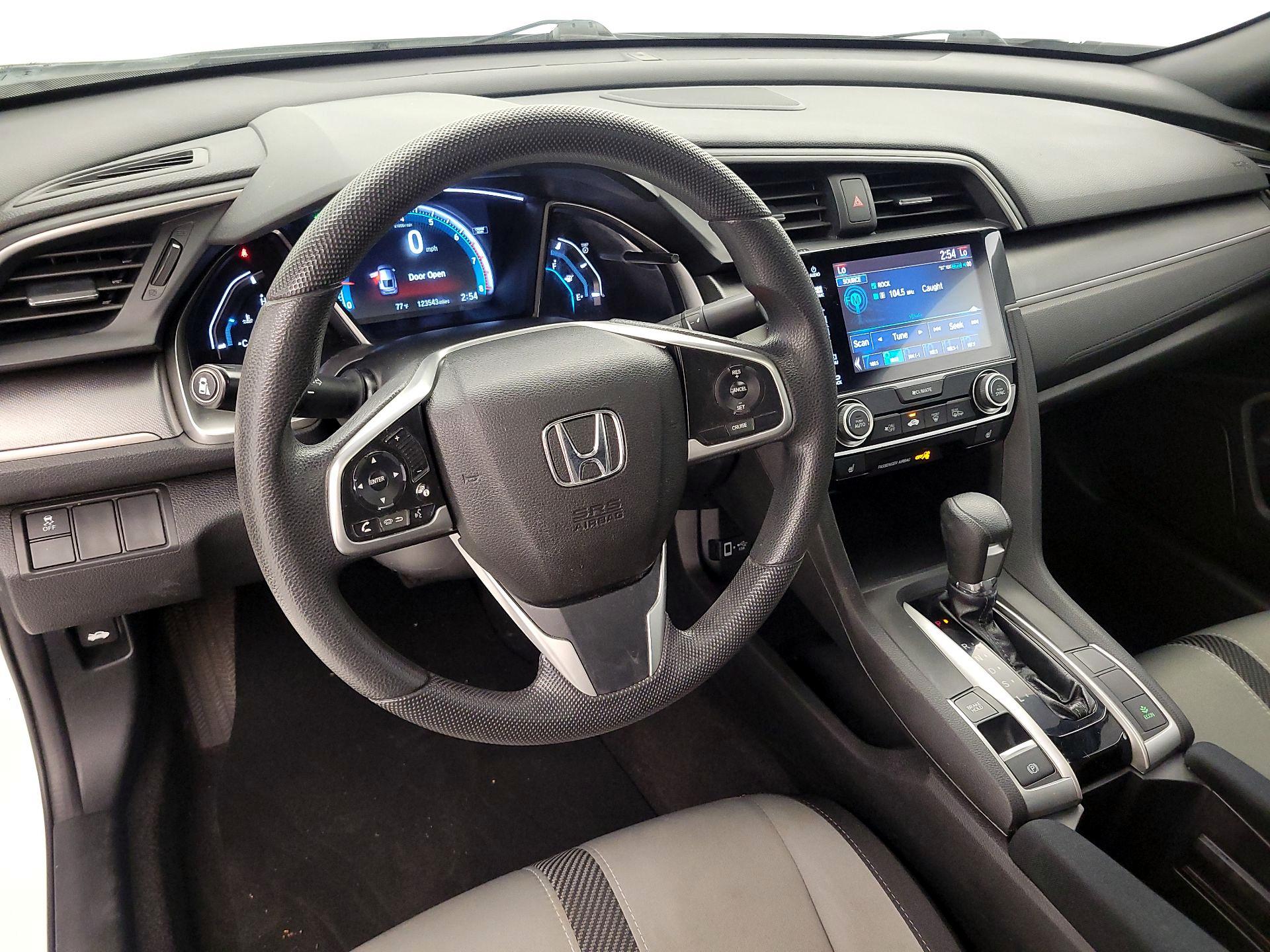 Thumbnail: 2017 Honda Civic - 9