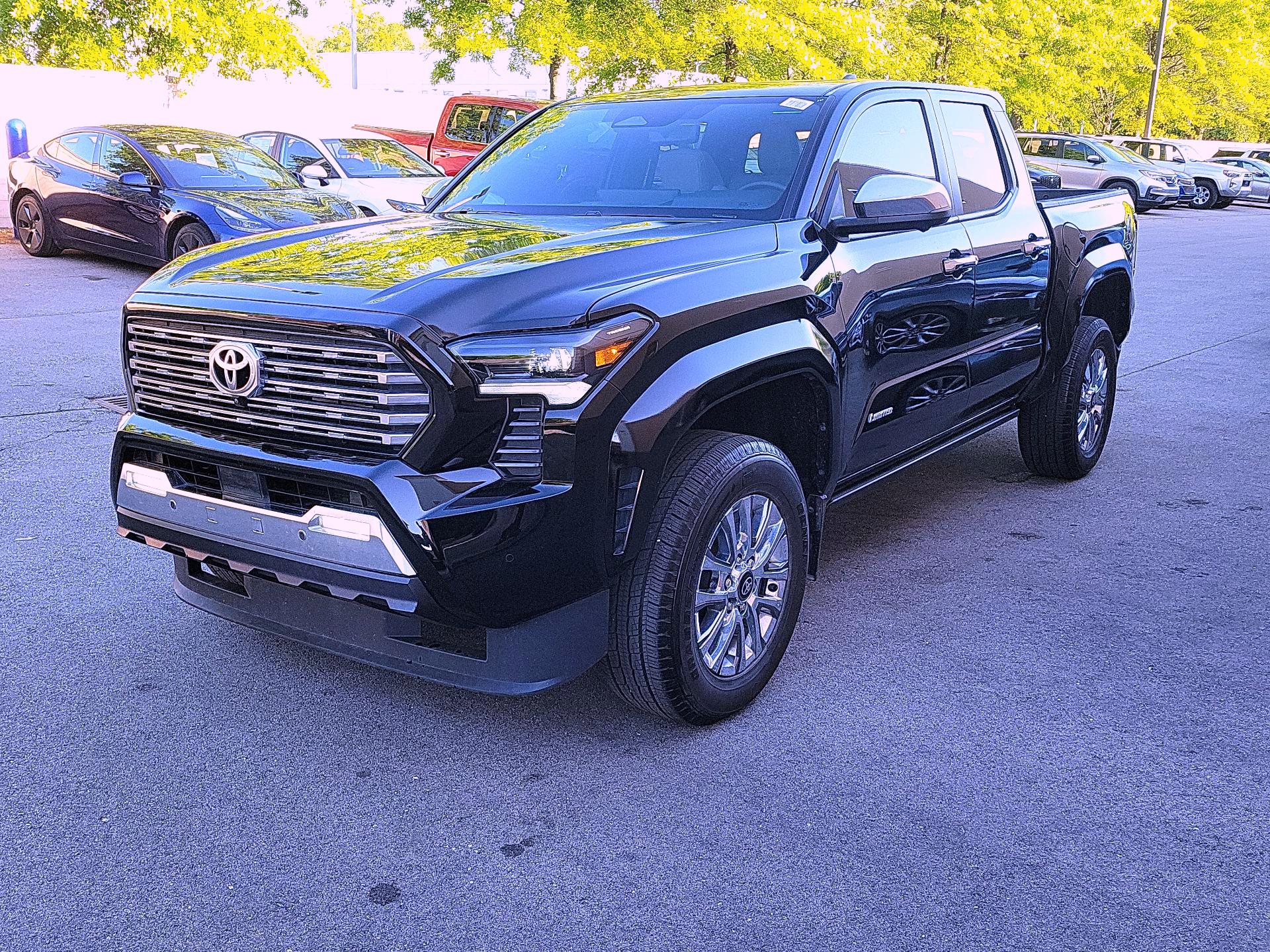 Thumbnail: 2024 Toyota Tacoma - 3