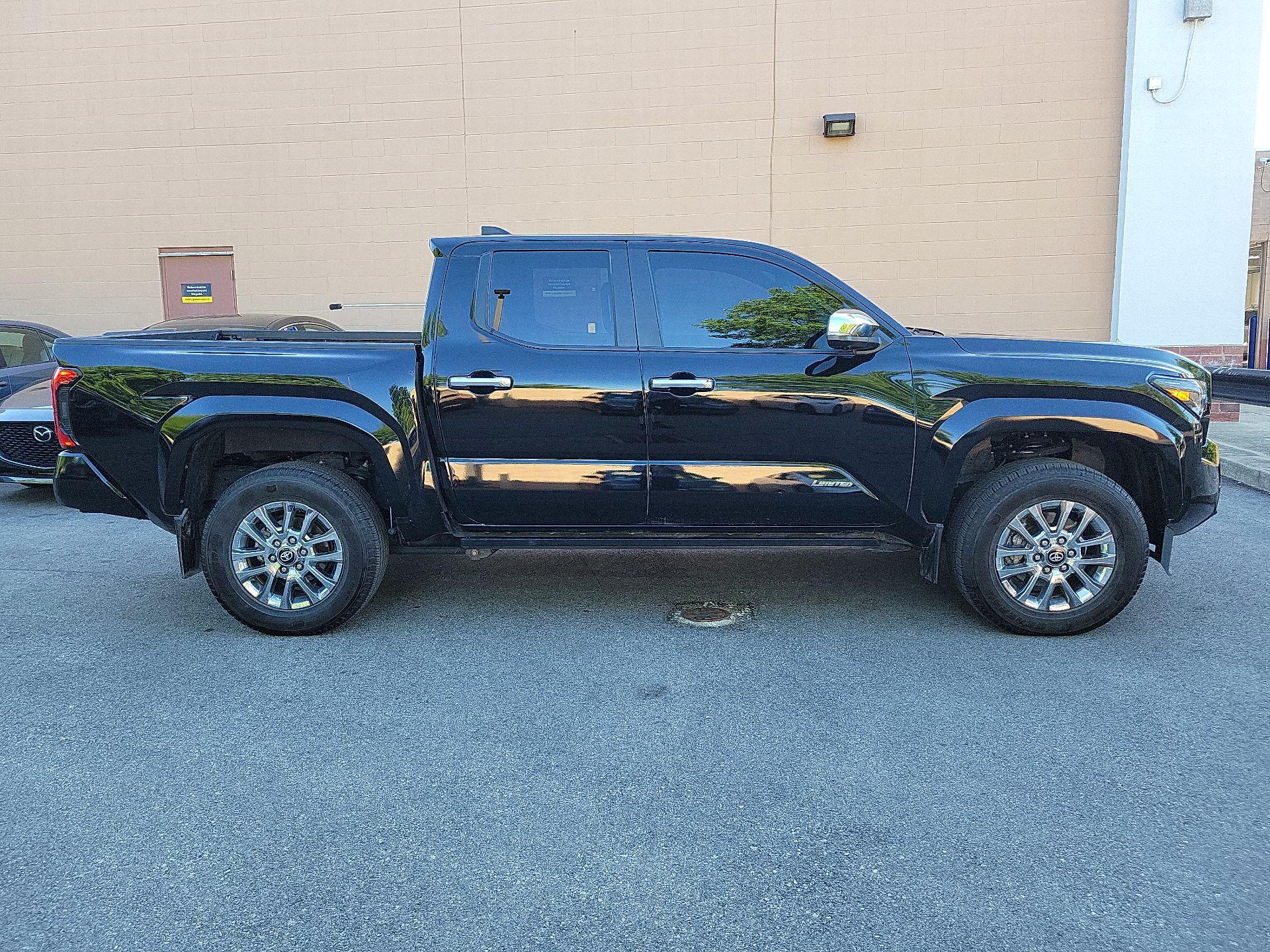 Thumbnail: 2024 Toyota Tacoma - 4