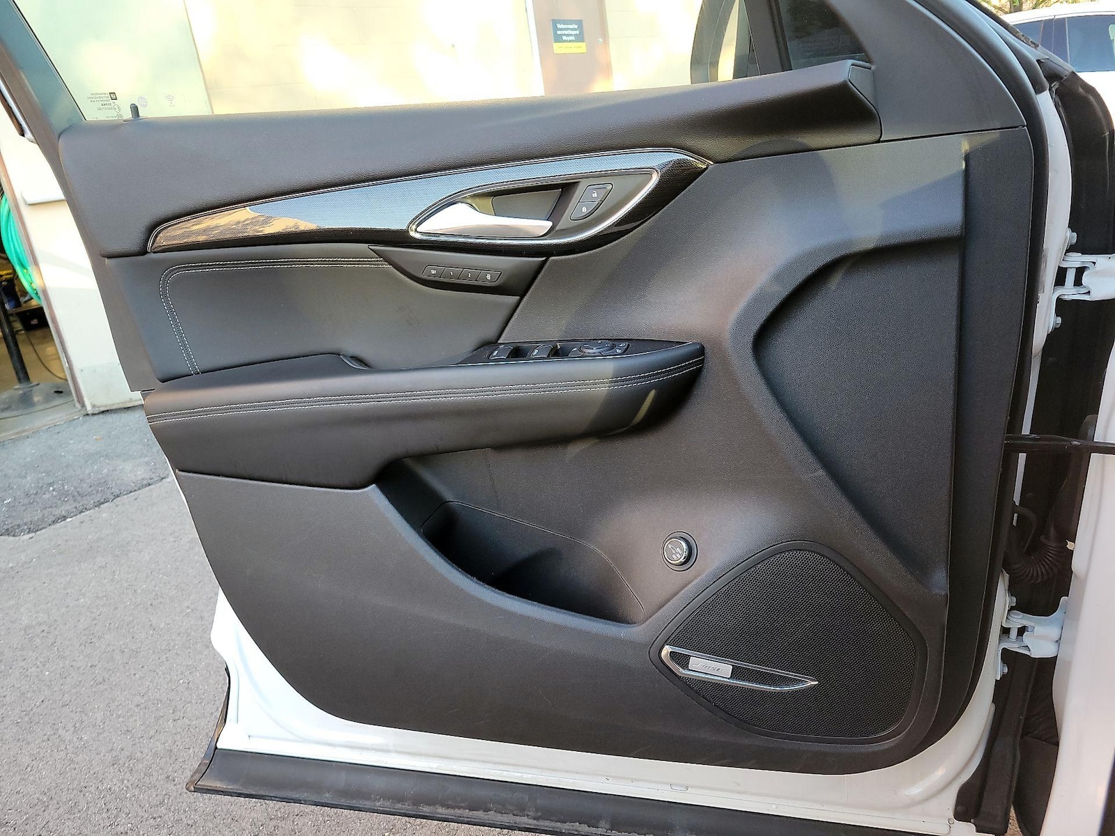 2021 Buick Envision Essence - Photo 11