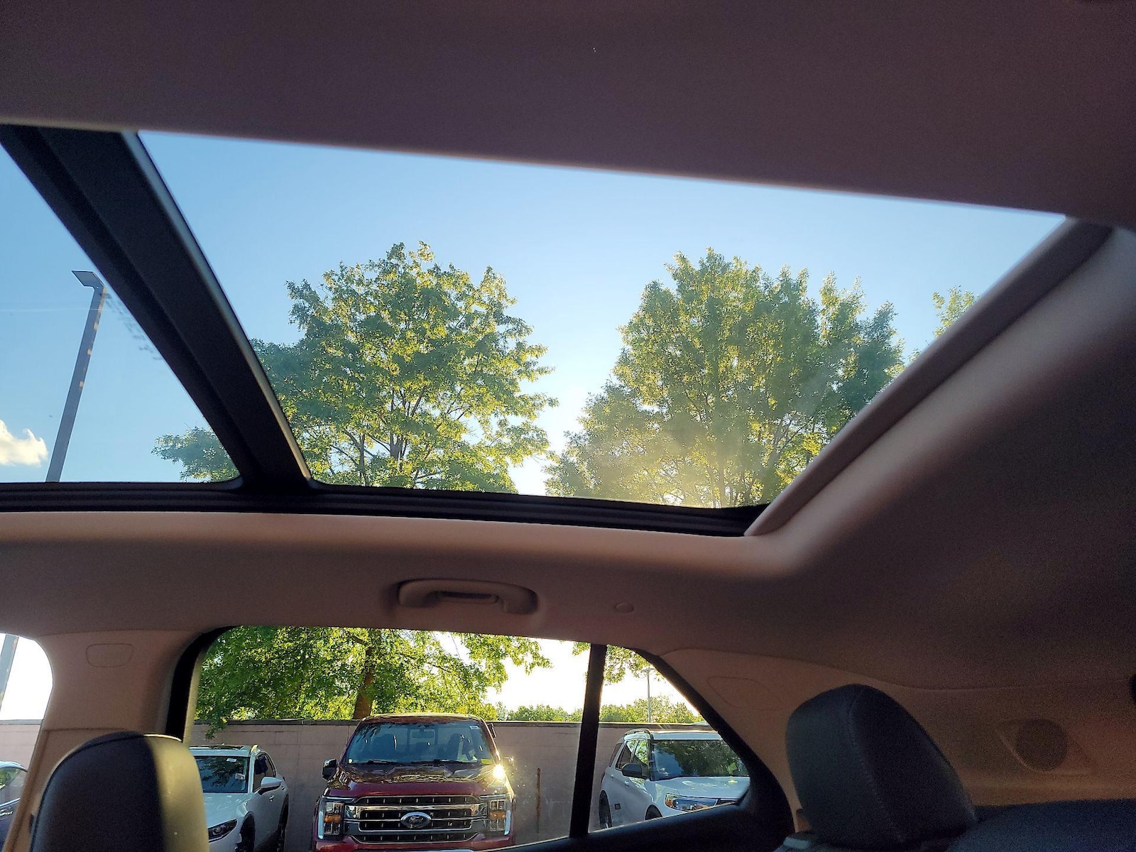 2021 Buick Envision Essence - Photo 23
