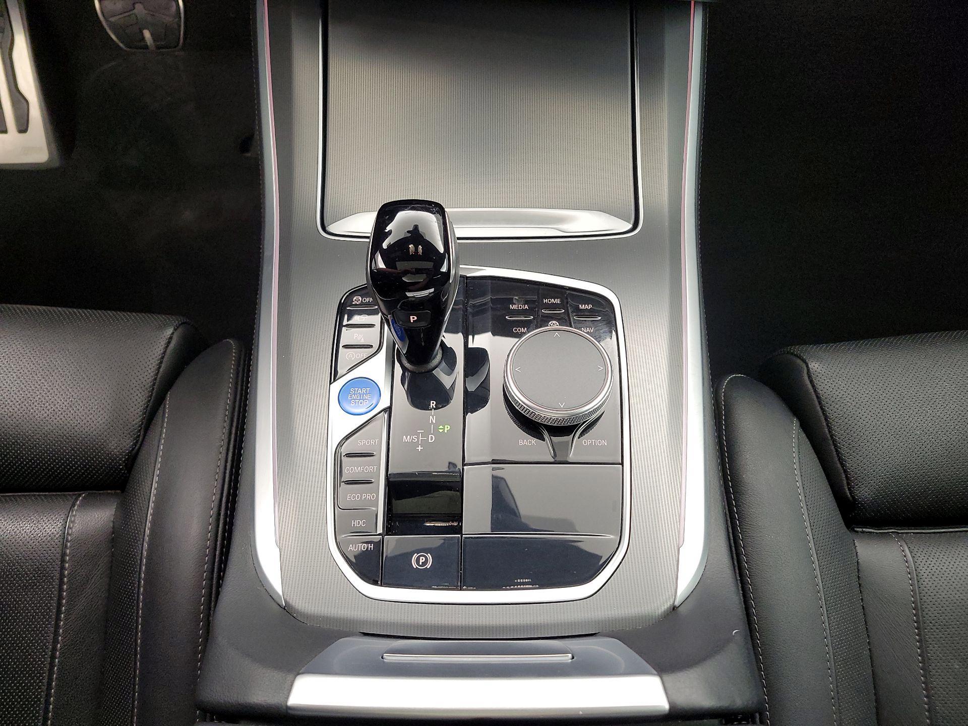 Thumbnail: 2022 BMW X5 - 18