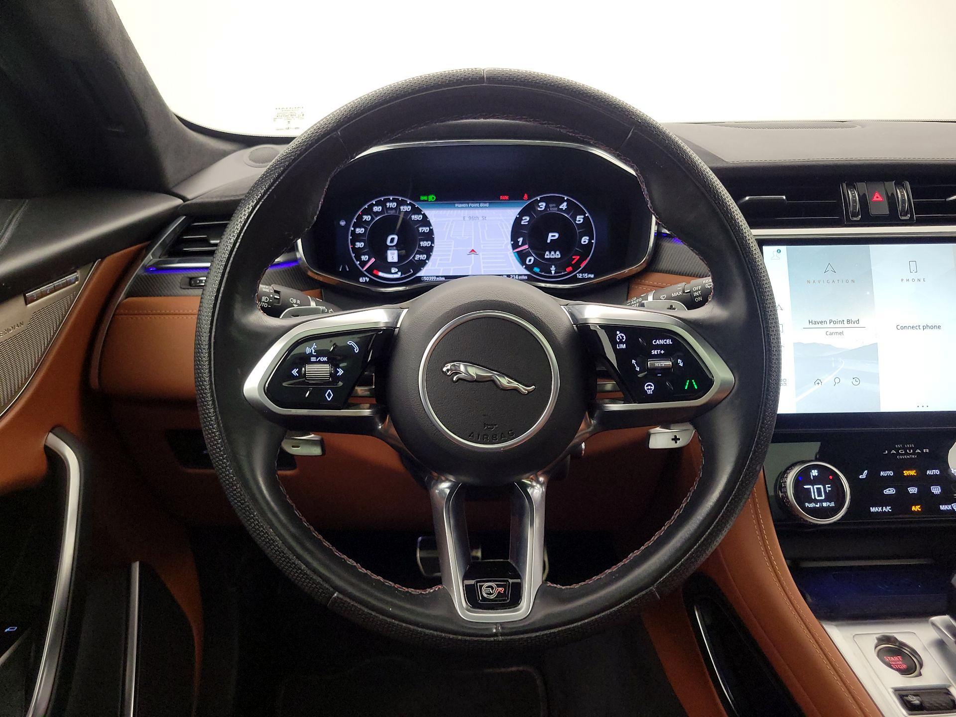Thumbnail: 2023 Jaguar F-Pace - 10