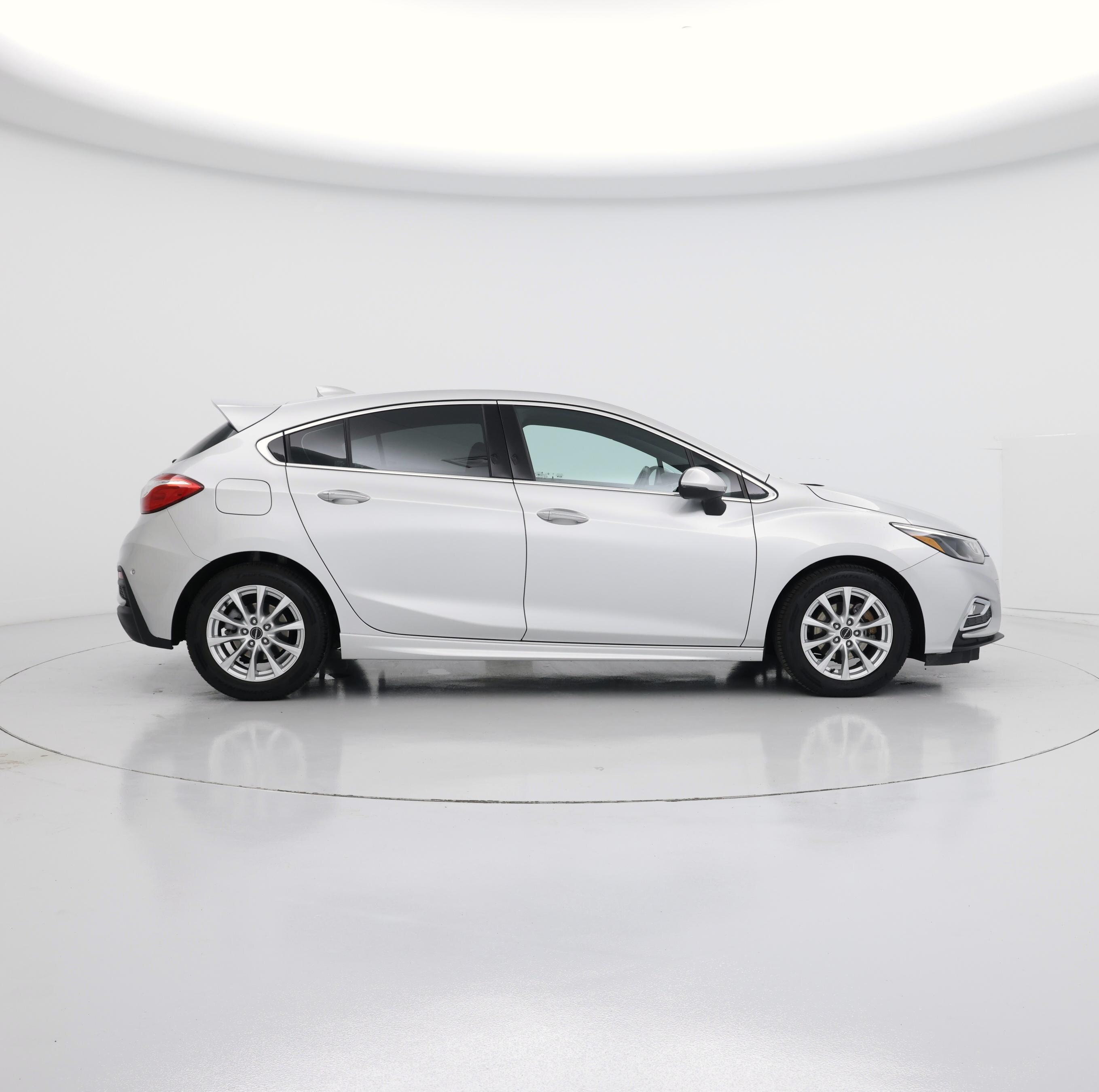 Thumbnail: 2017 Chevrolet Cruze - 7