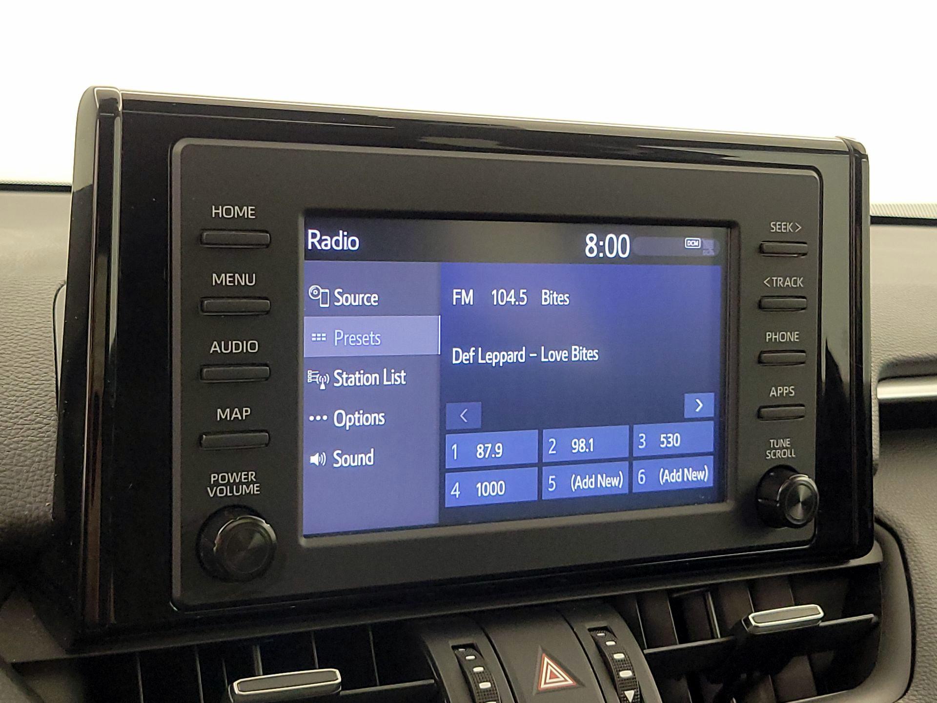 Thumbnail: 2019 Toyota RAV4 - 15