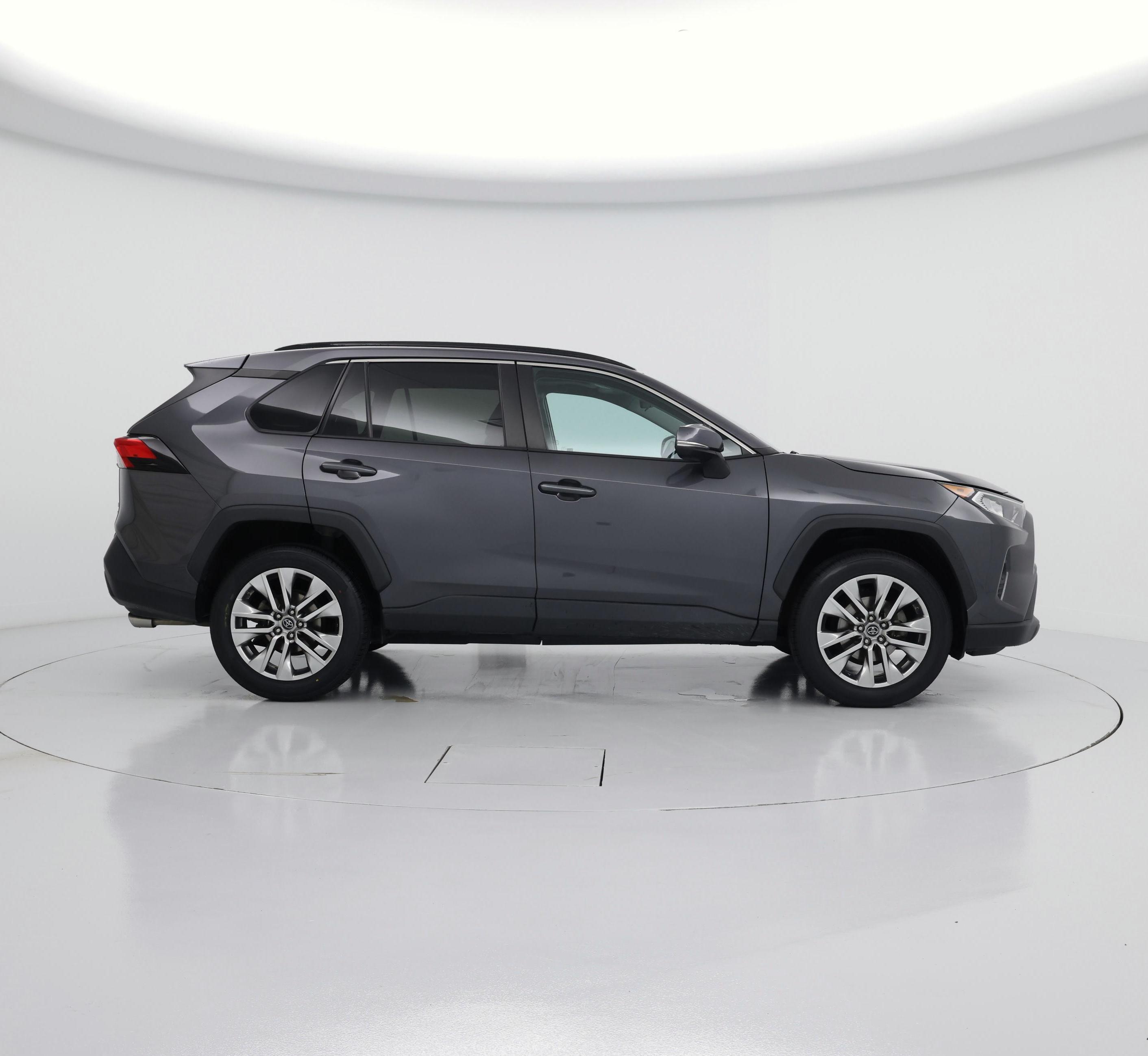 Thumbnail: 2019 Toyota RAV4 - 7