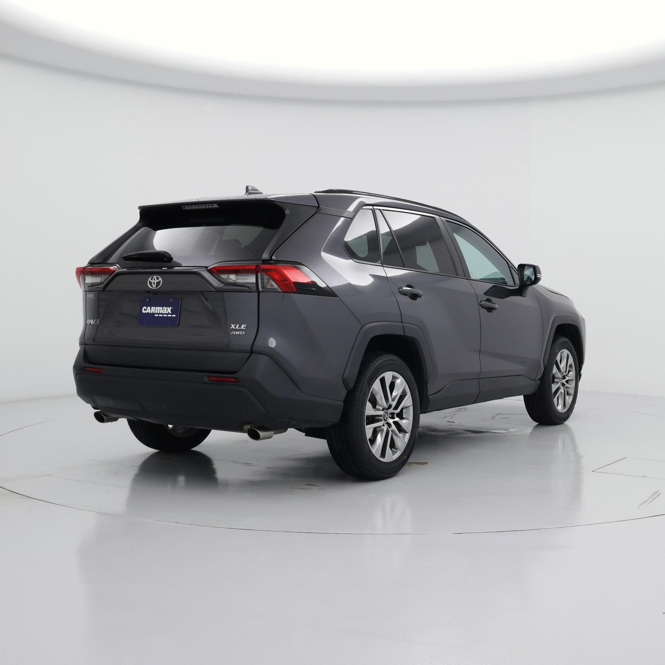 Thumbnail: 2019 Toyota RAV4 - 8