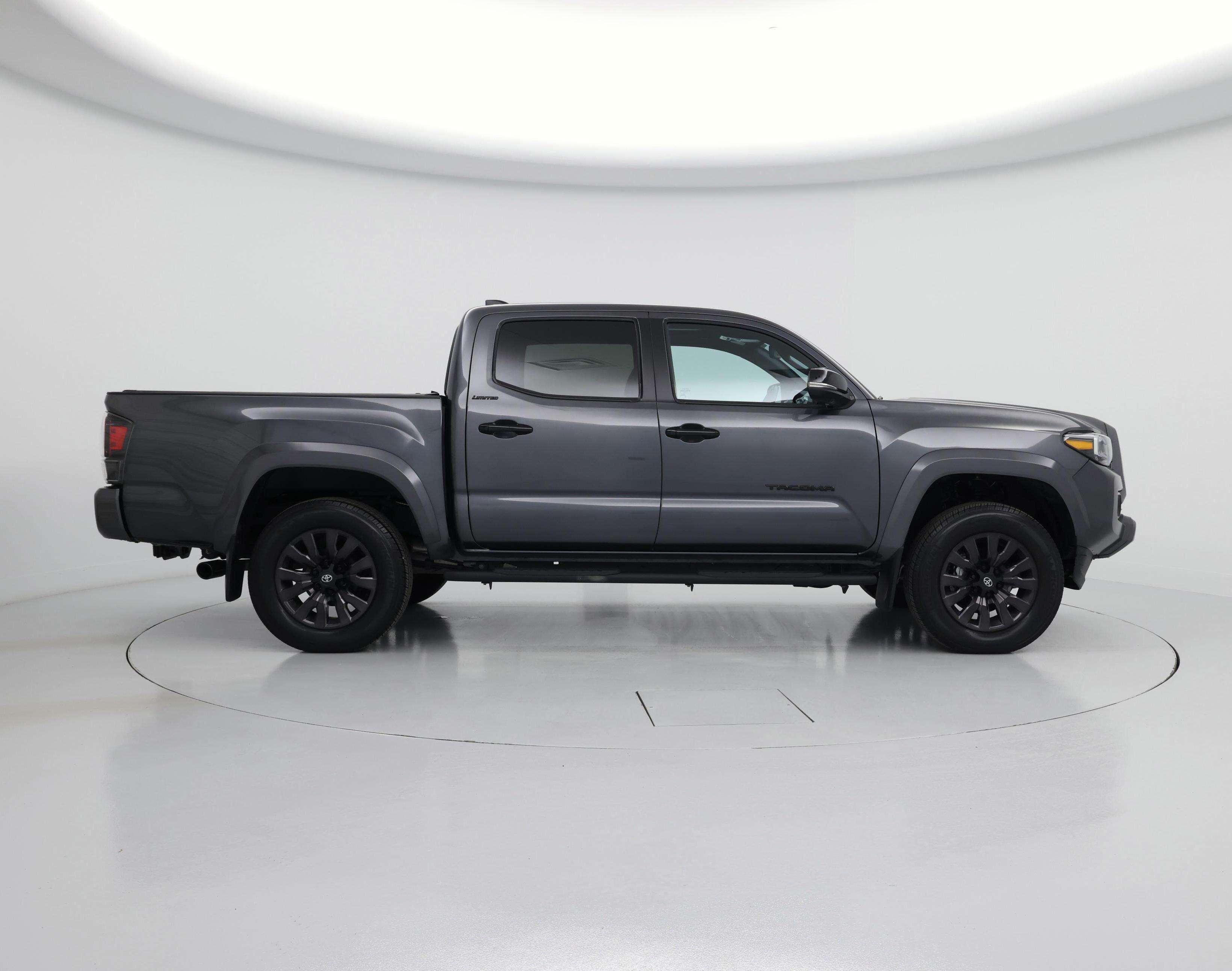 Thumbnail: 2023 Toyota Tacoma - 7