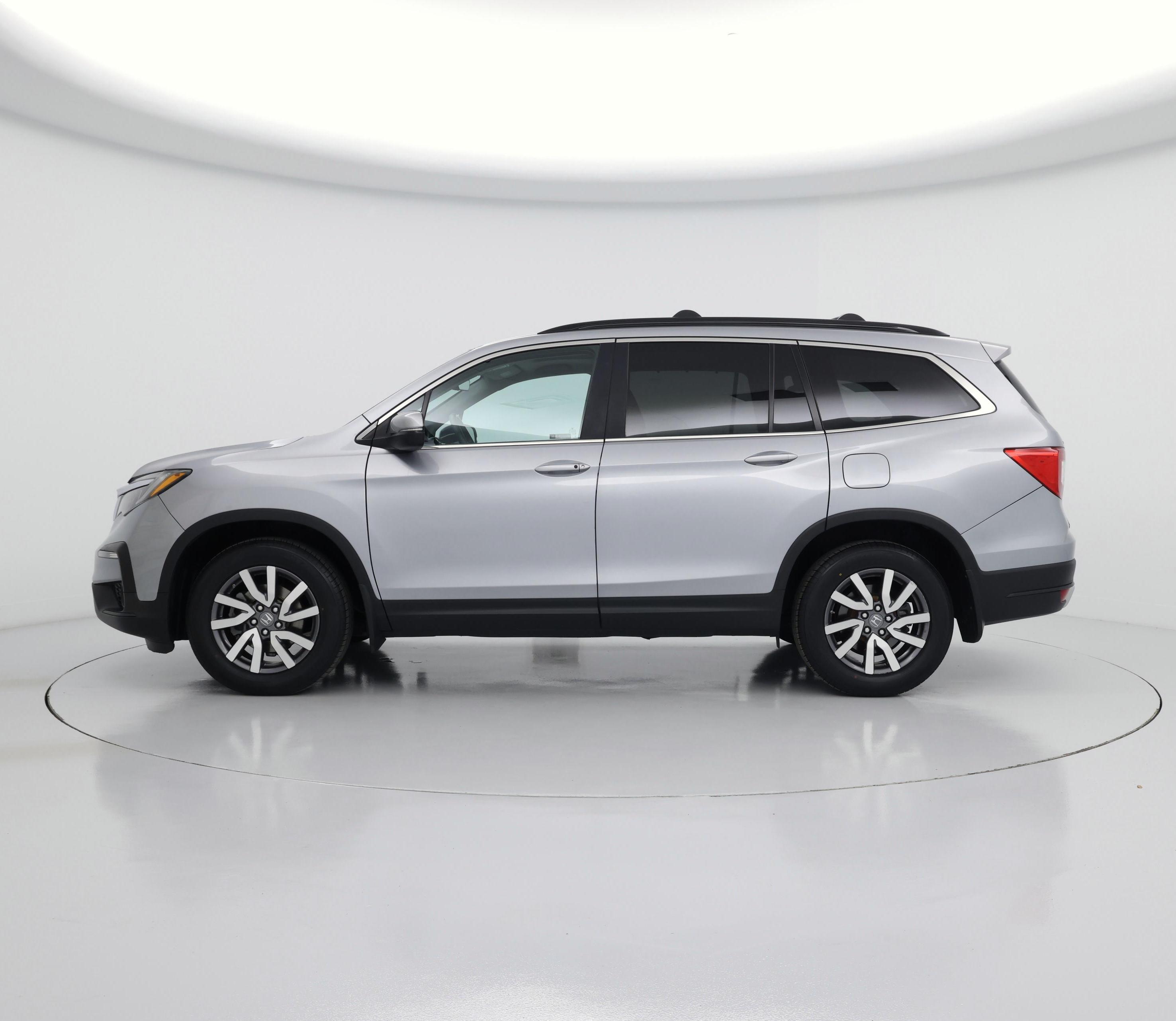 Thumbnail: 2019 Honda Pilot - 3