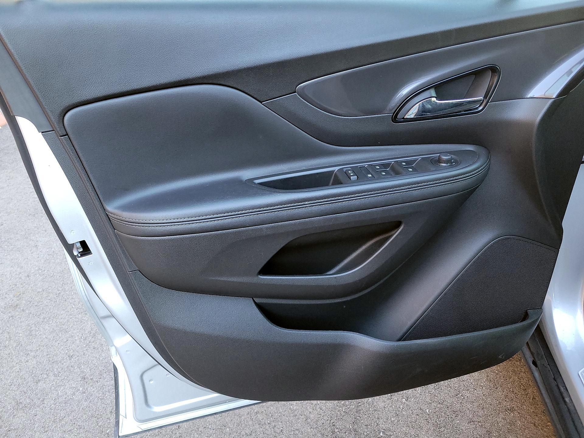 Thumbnail: 2021 Buick Encore - 10