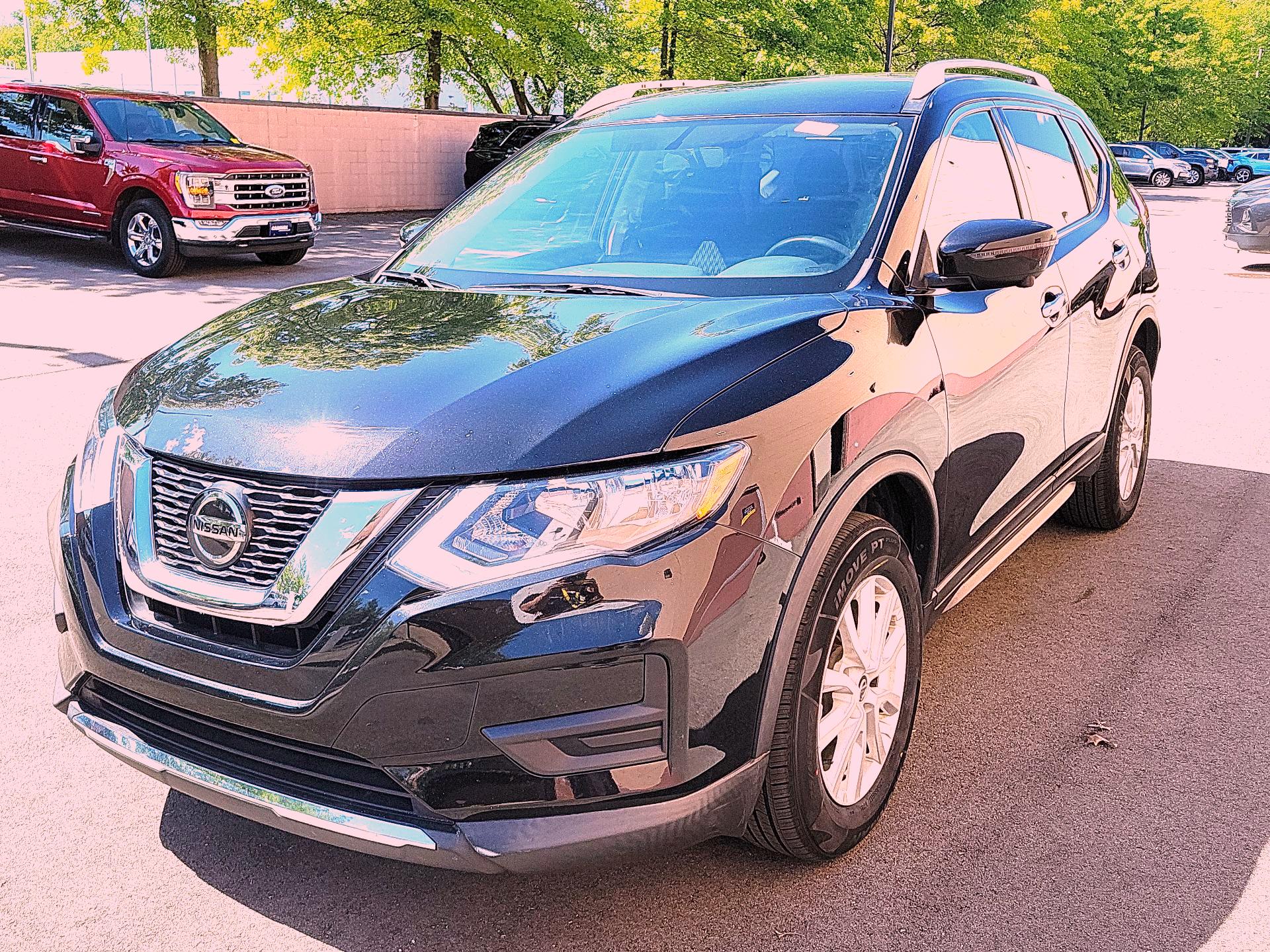 Thumbnail: 2018 Nissan Rogue - 3