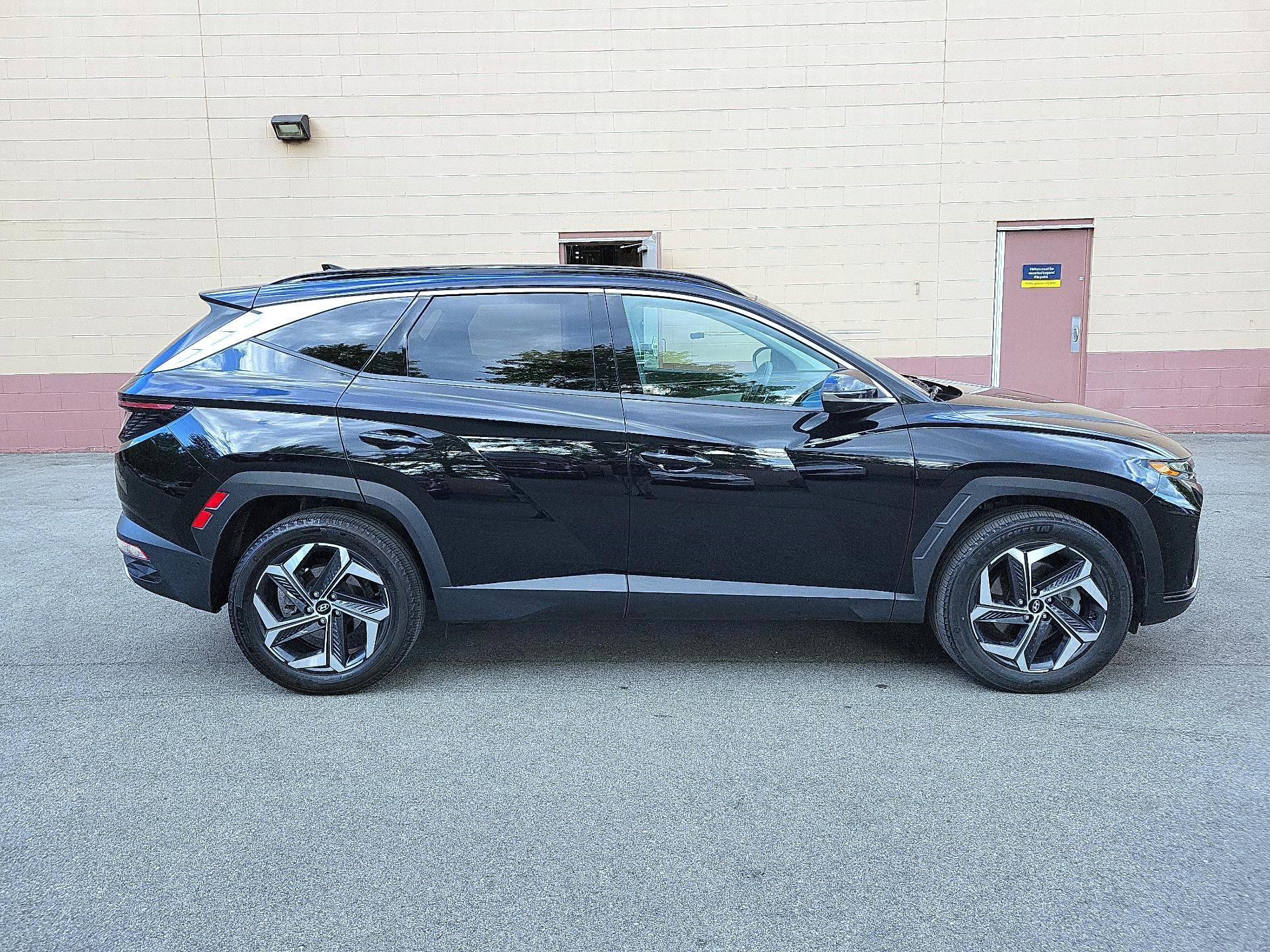 Thumbnail: 2022 Hyundai Tucson - 4