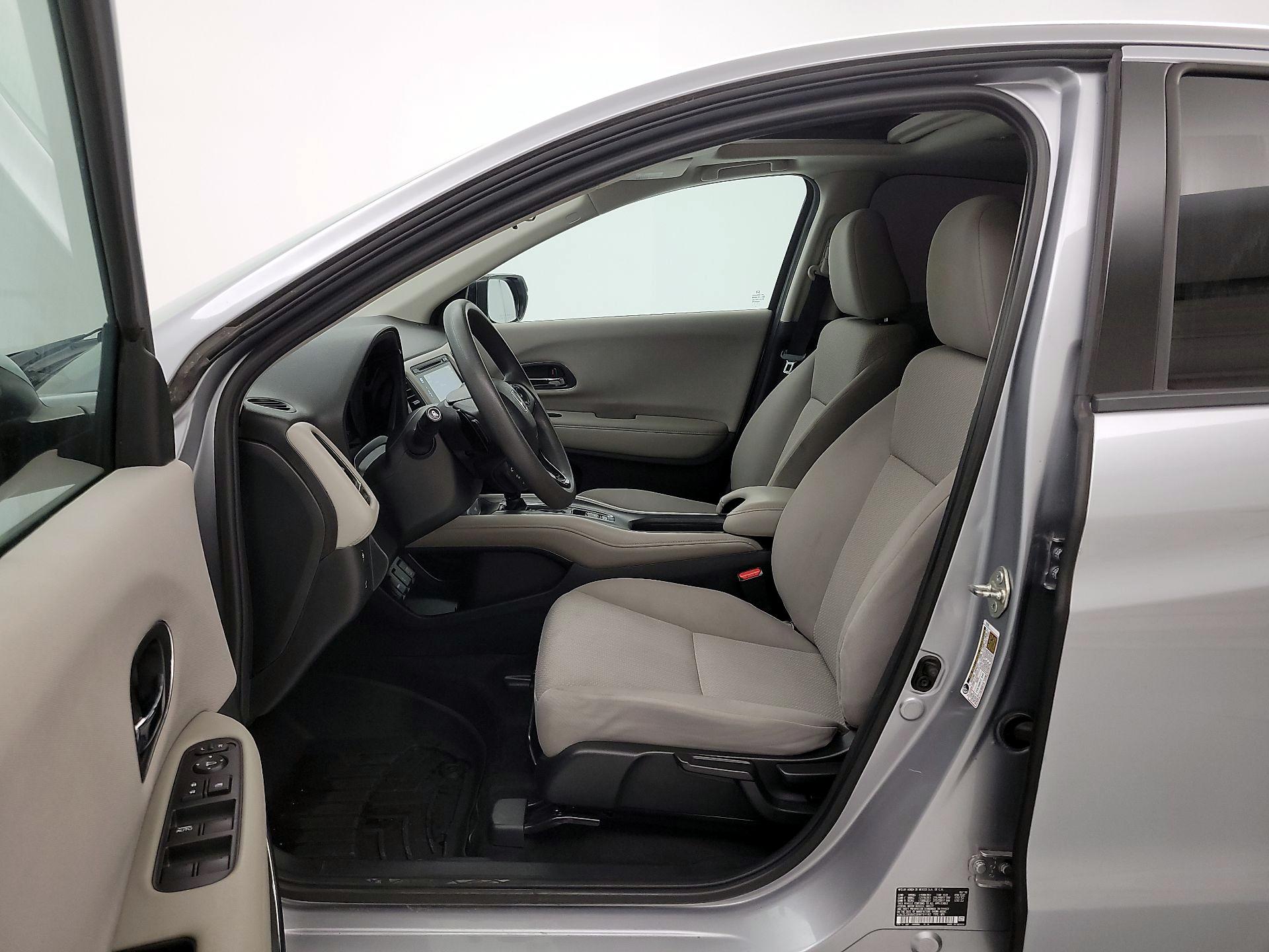 Thumbnail: 2017 Honda HR-V - 11