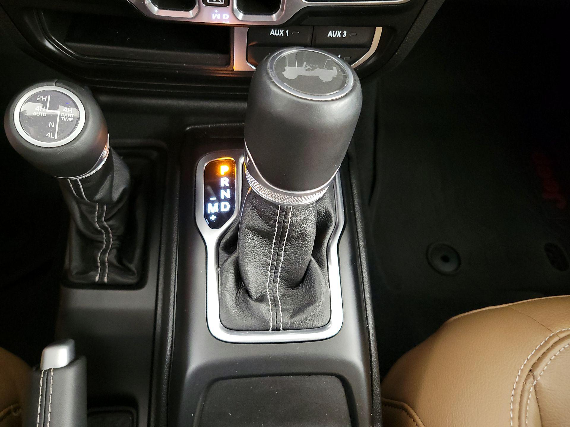 Thumbnail: 2022 Jeep Wrangler - 18