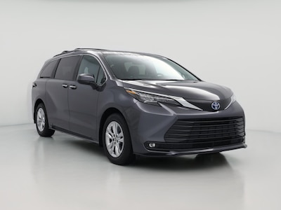 2025 Toyota Sienna XLE