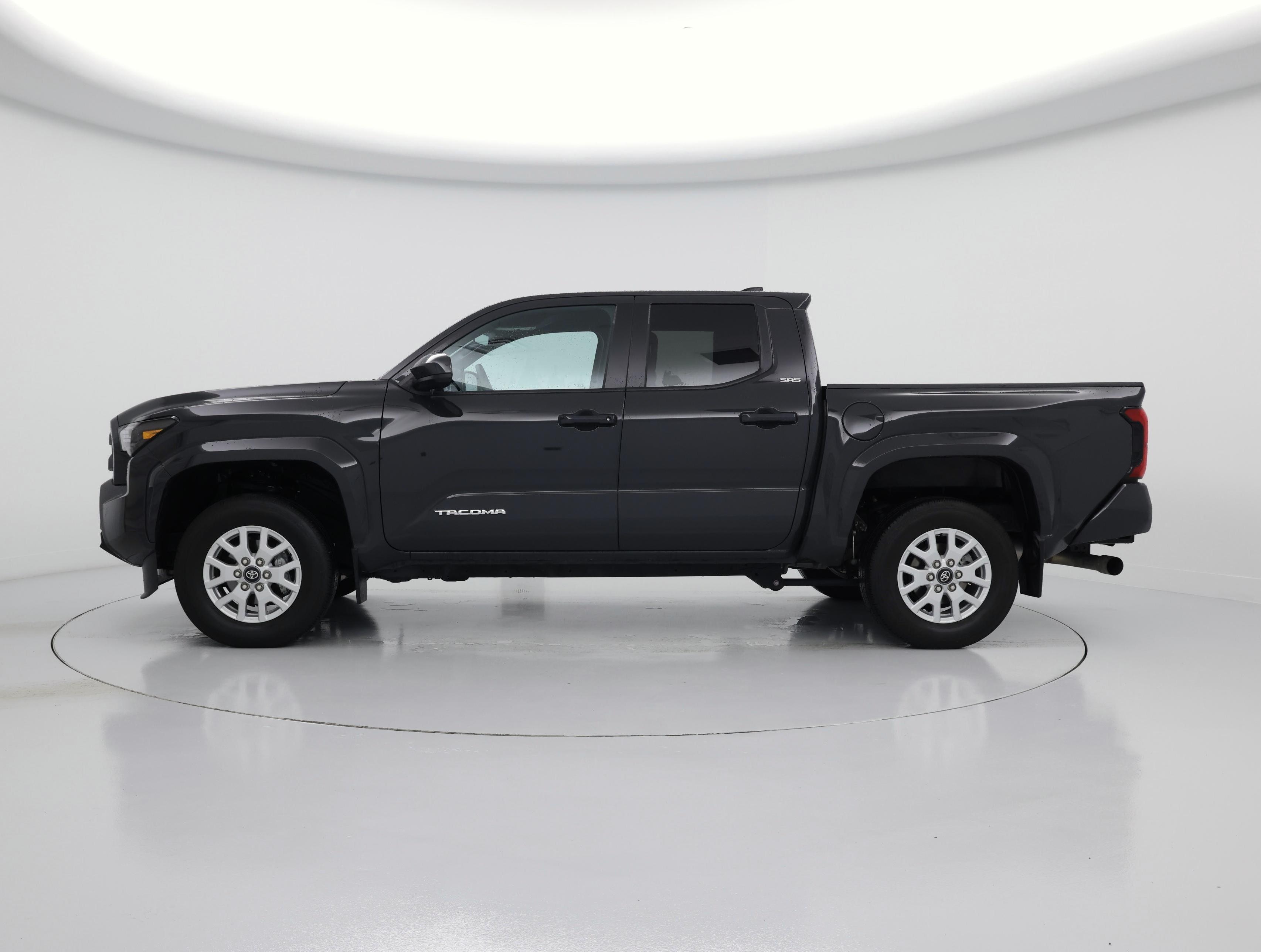 Thumbnail: 2024 Toyota Tacoma - 3