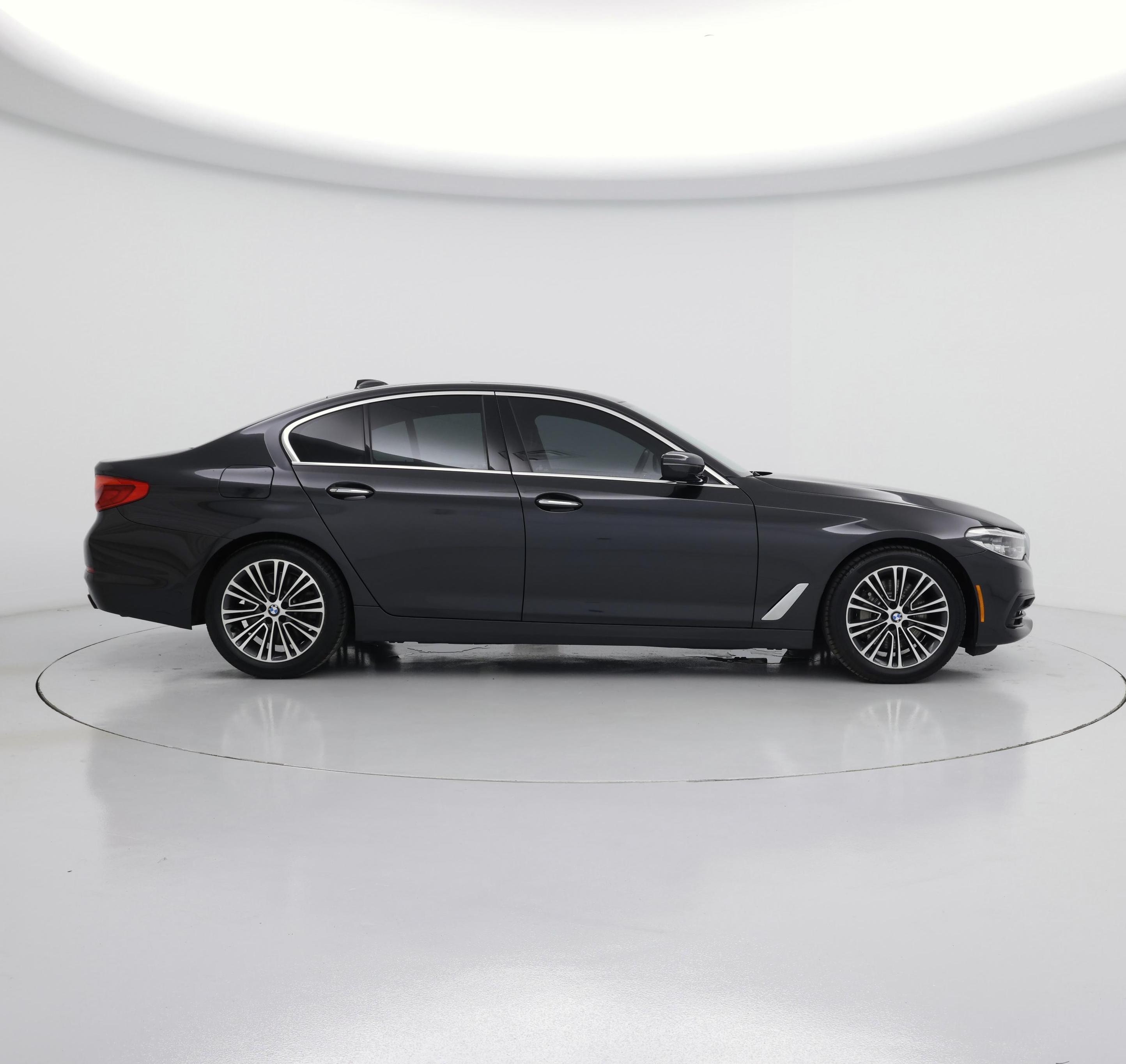 Thumbnail: 2017 BMW 5 Series - 7