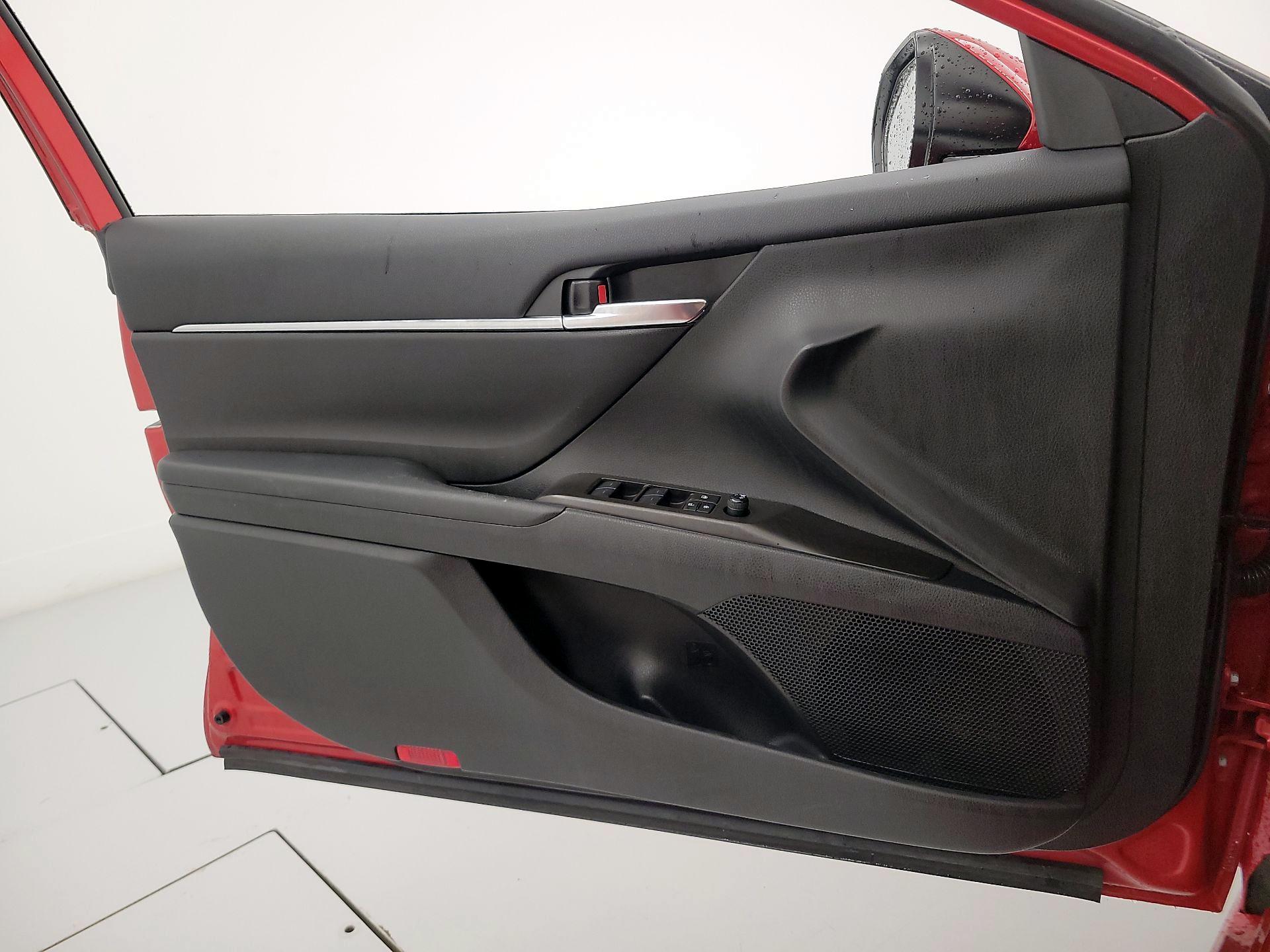 Thumbnail: 2024 Toyota Camry - 12