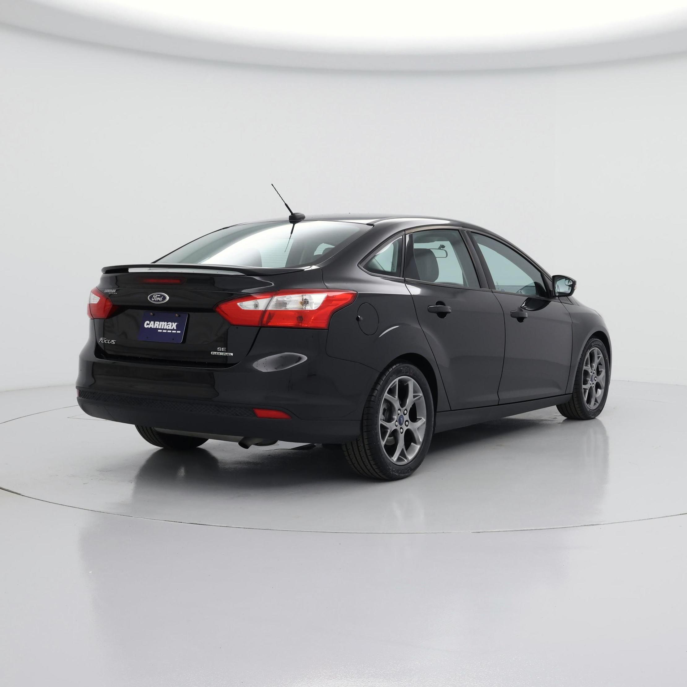 Thumbnail: 2014 Ford Focus - 8
