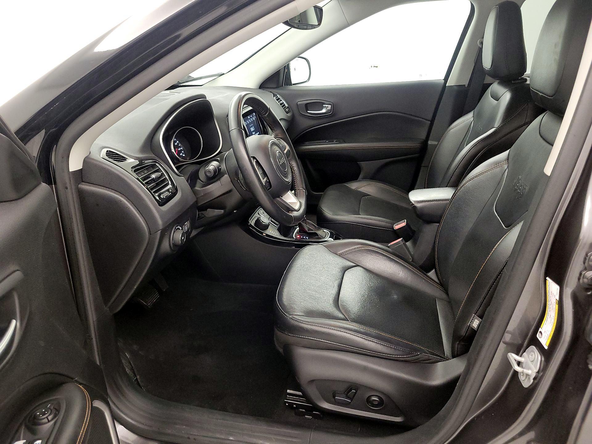Thumbnail: 2019 Jeep Compass - 11