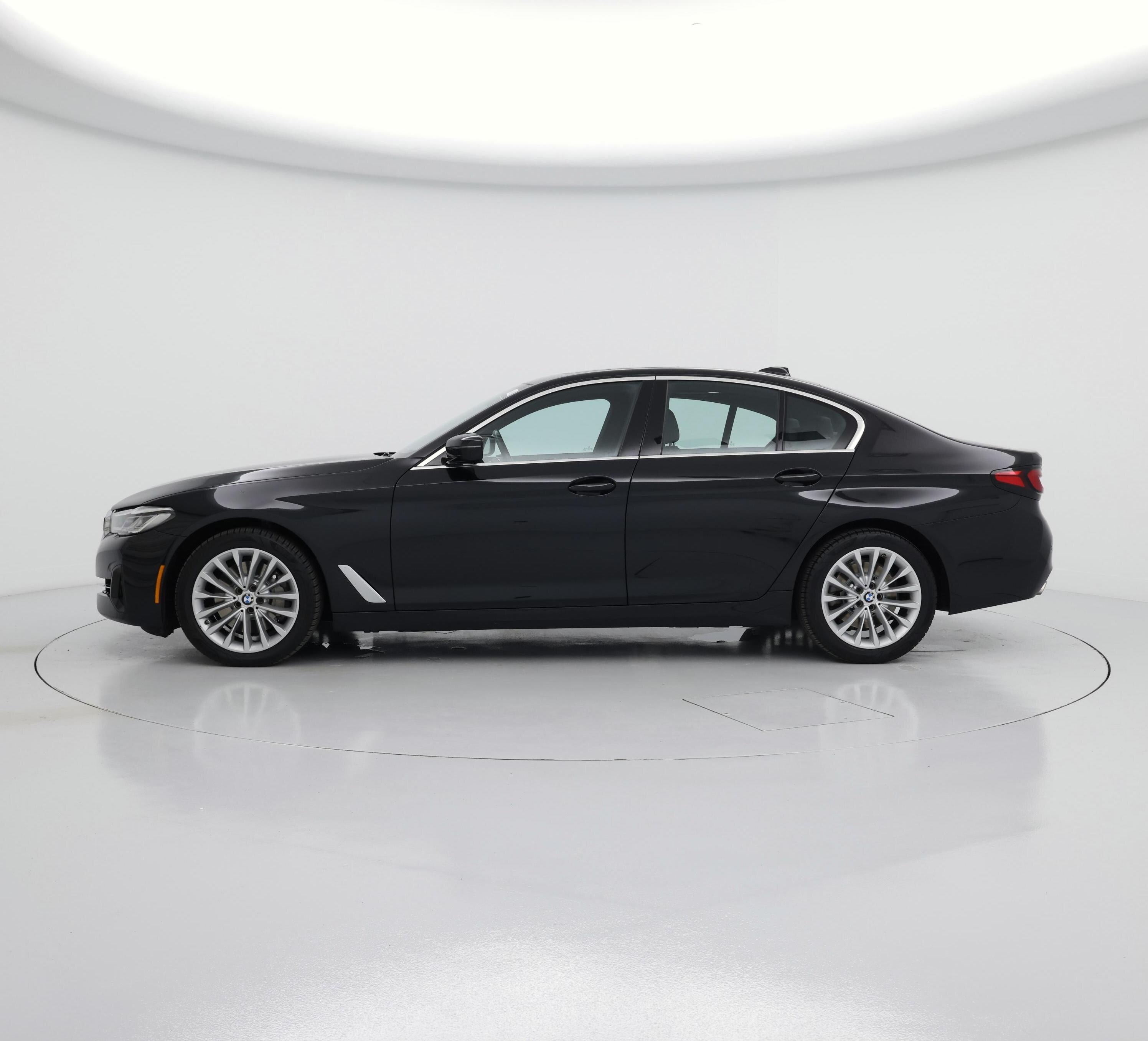 Thumbnail: 2022 BMW 5 Series - 3