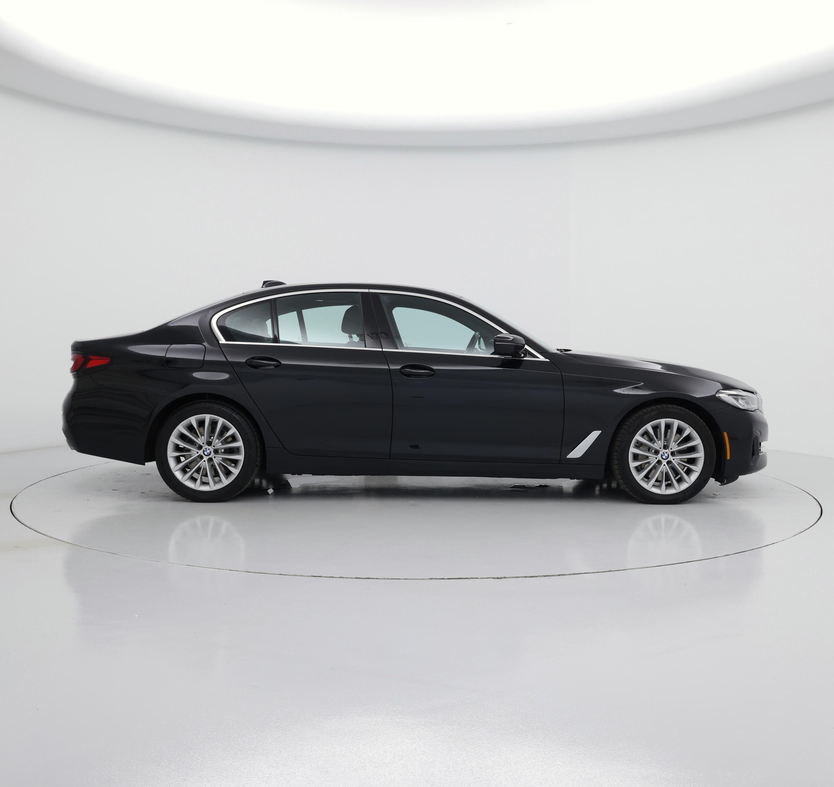 Thumbnail: 2022 BMW 5 Series - 7