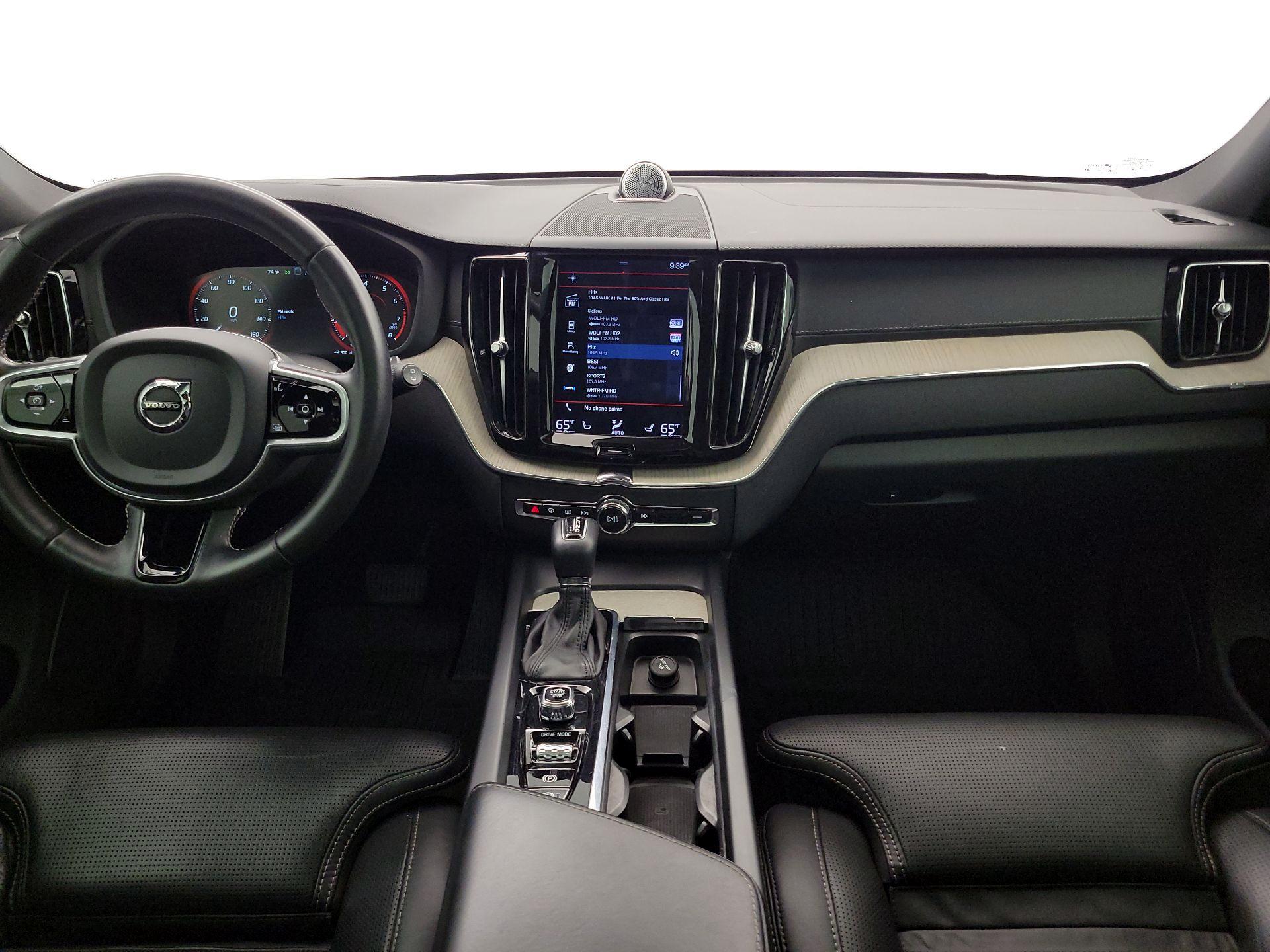 Thumbnail: 2020 Volvo XC60 - 9