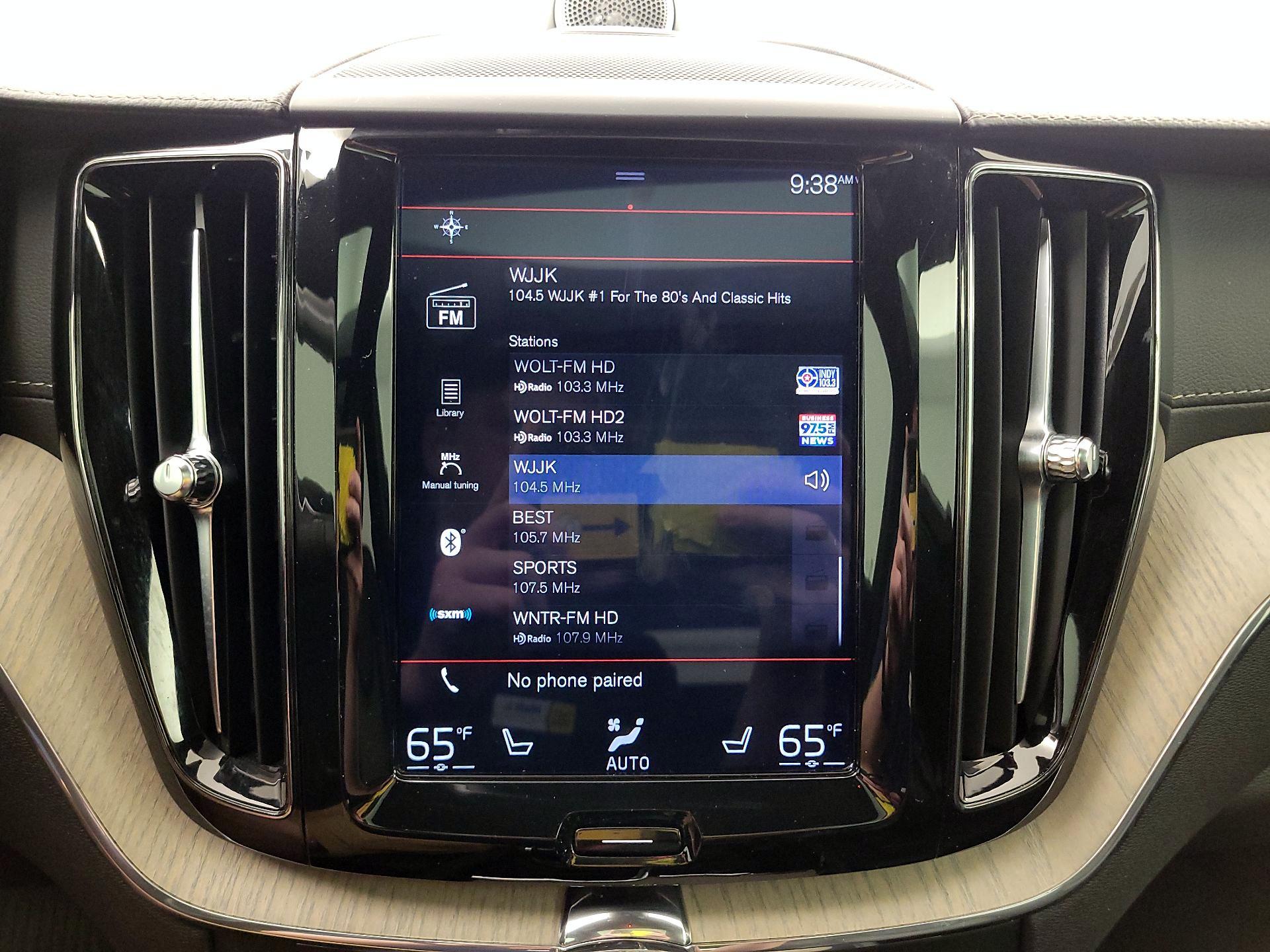 Thumbnail: 2020 Volvo XC60 - 16