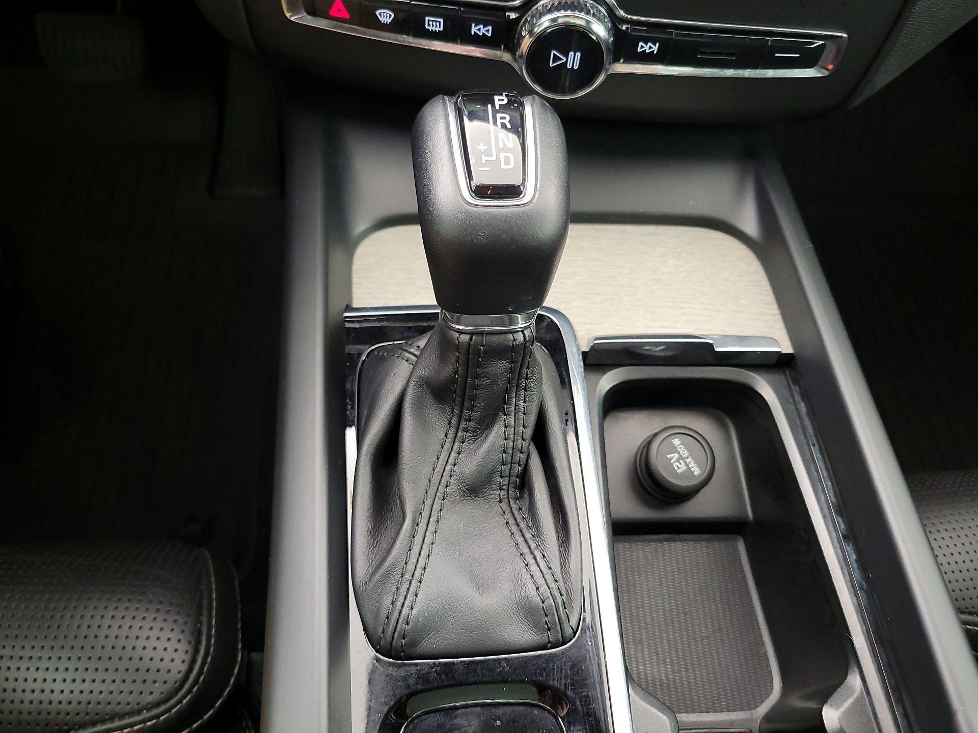 Thumbnail: 2020 Volvo XC60 - 18