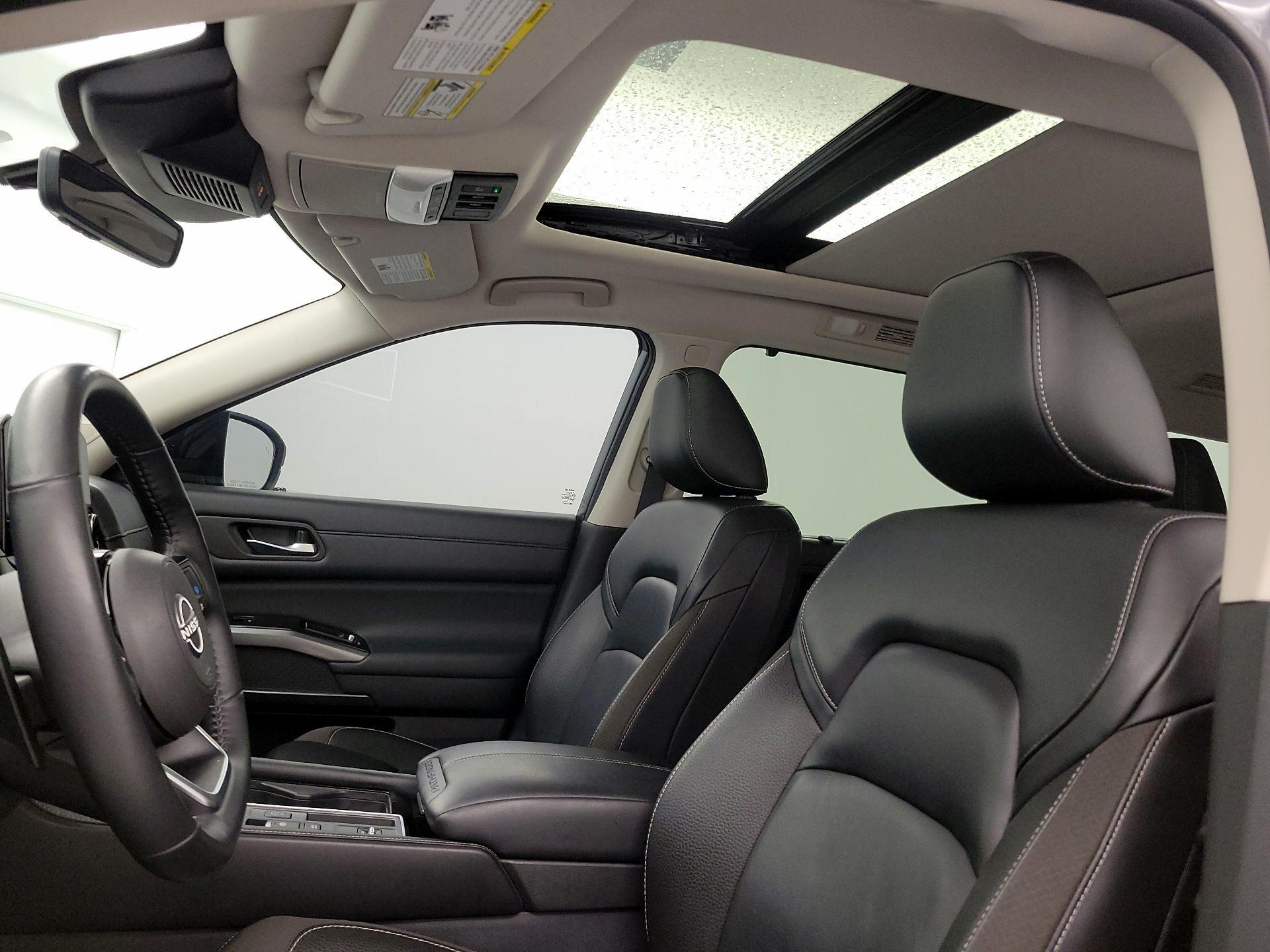 Thumbnail: 2023 Nissan Pathfinder - 19