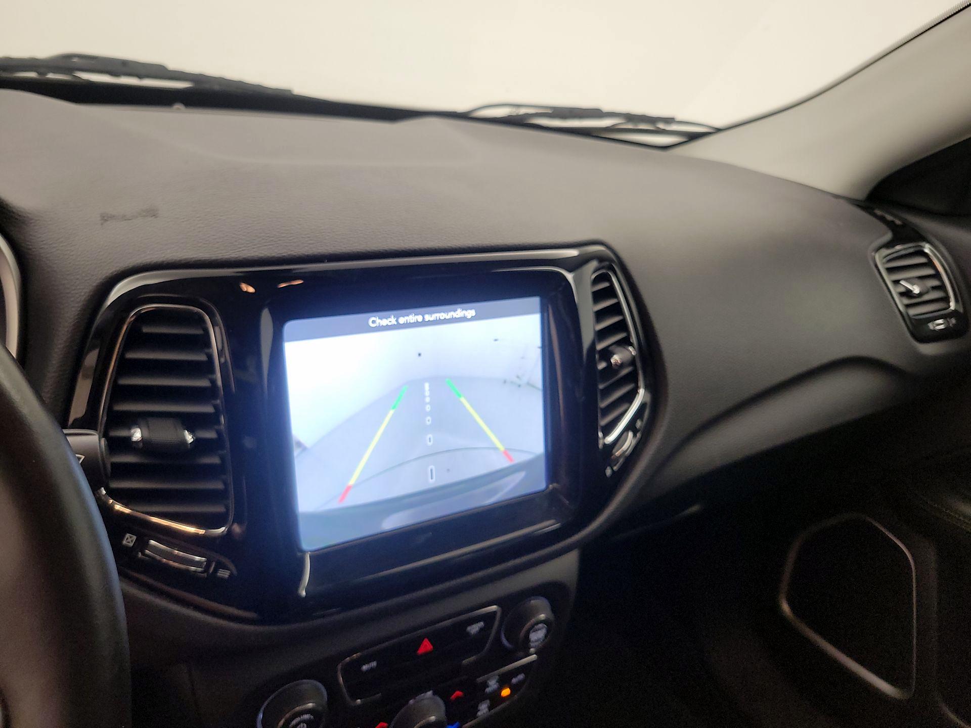 Thumbnail: 2019 Jeep Compass - 14