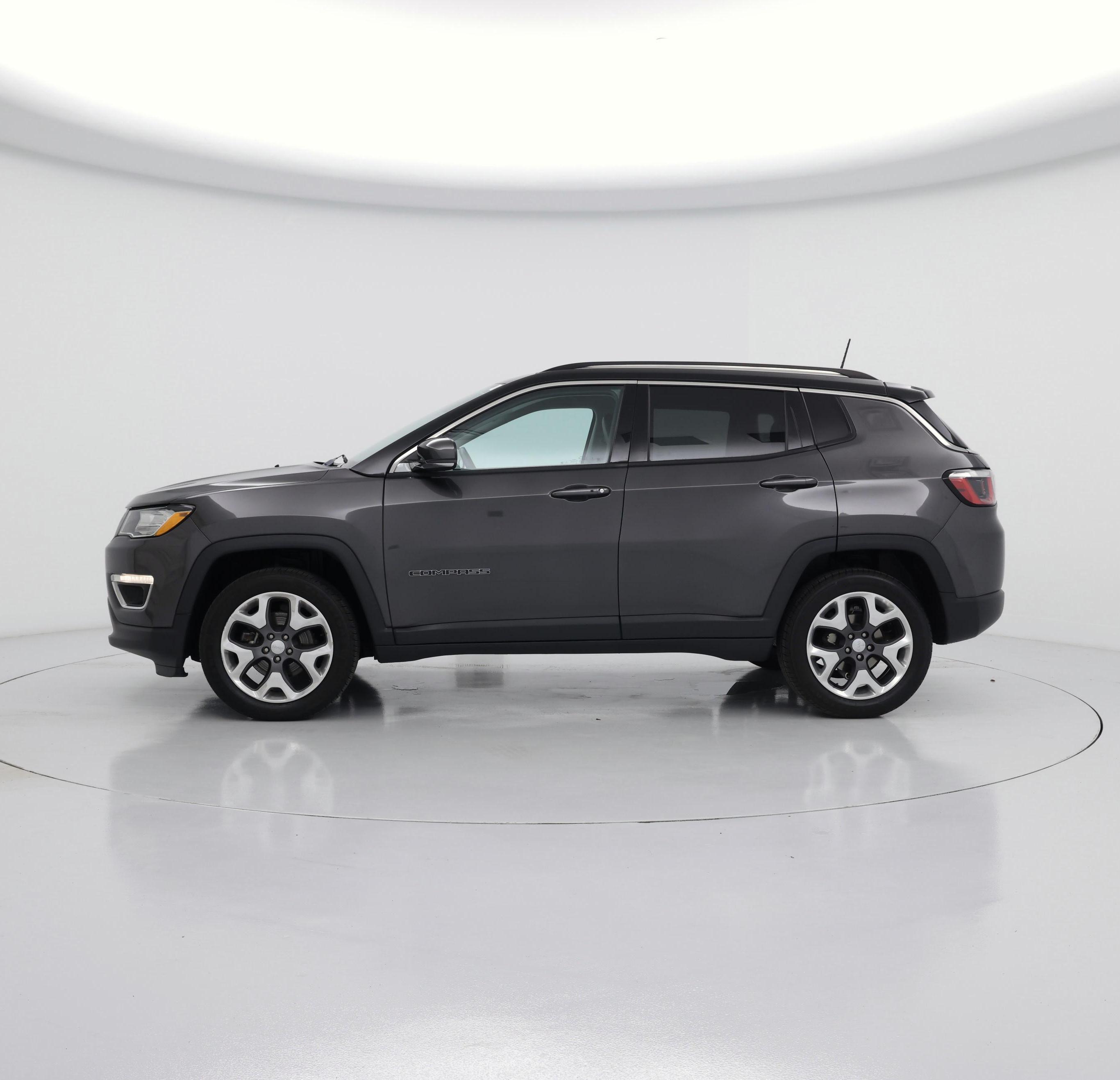 Thumbnail: 2019 Jeep Compass - 3