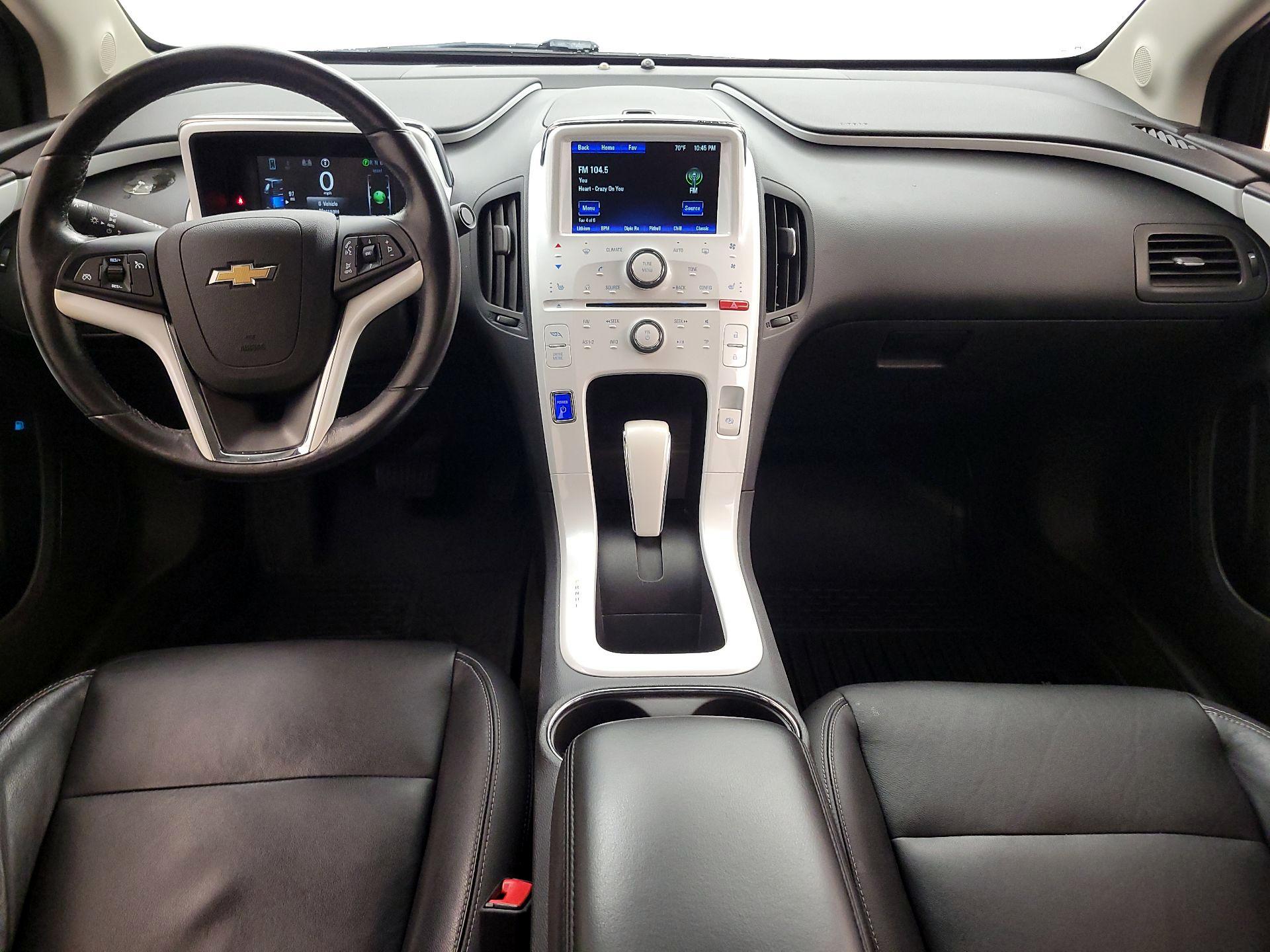 Thumbnail: 2015 Chevrolet Volt - 9